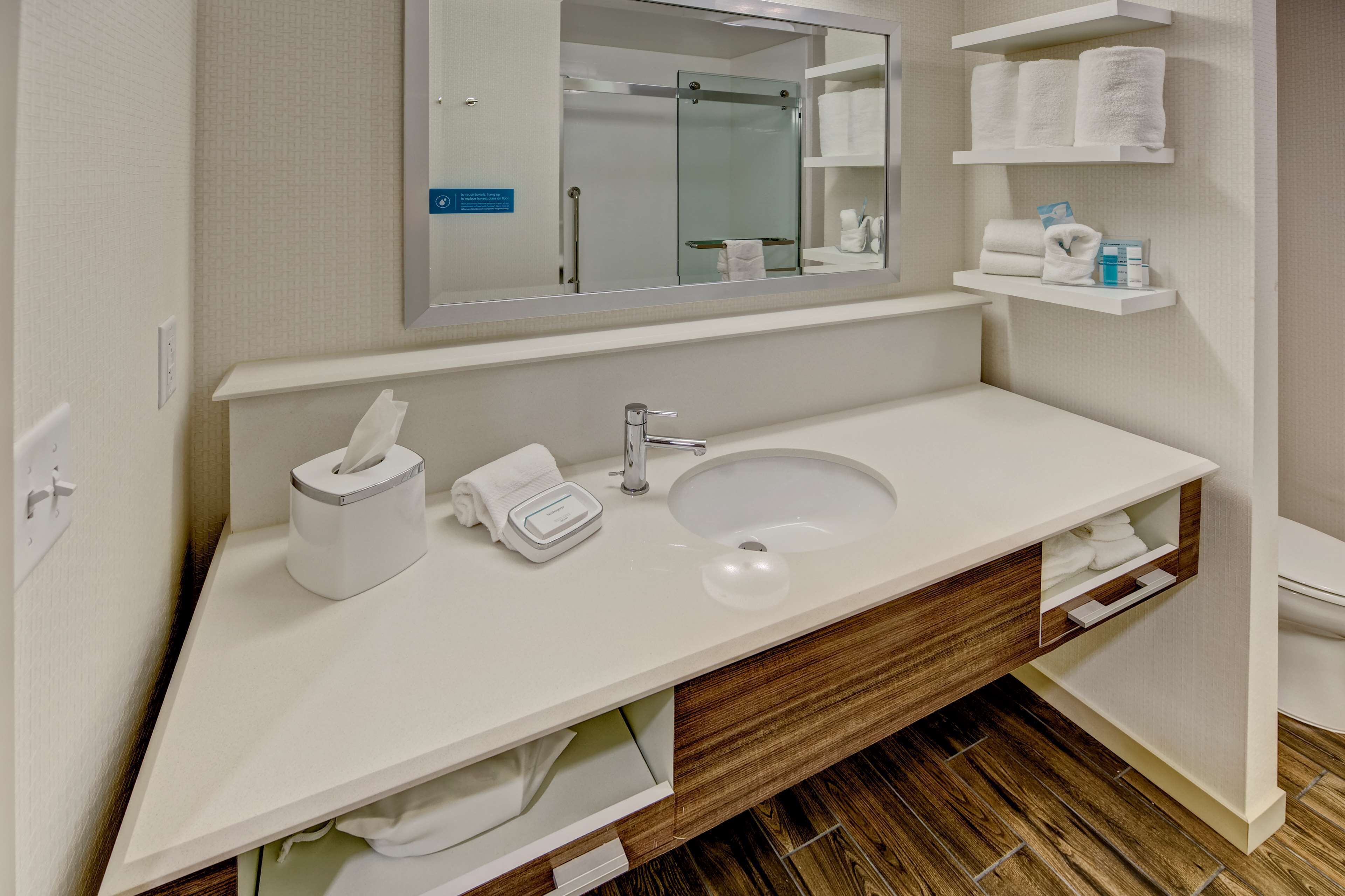 Hampton Inn & Suites Nashville Hendersonville Hampton Inn & Suites Nashville Hendersonville