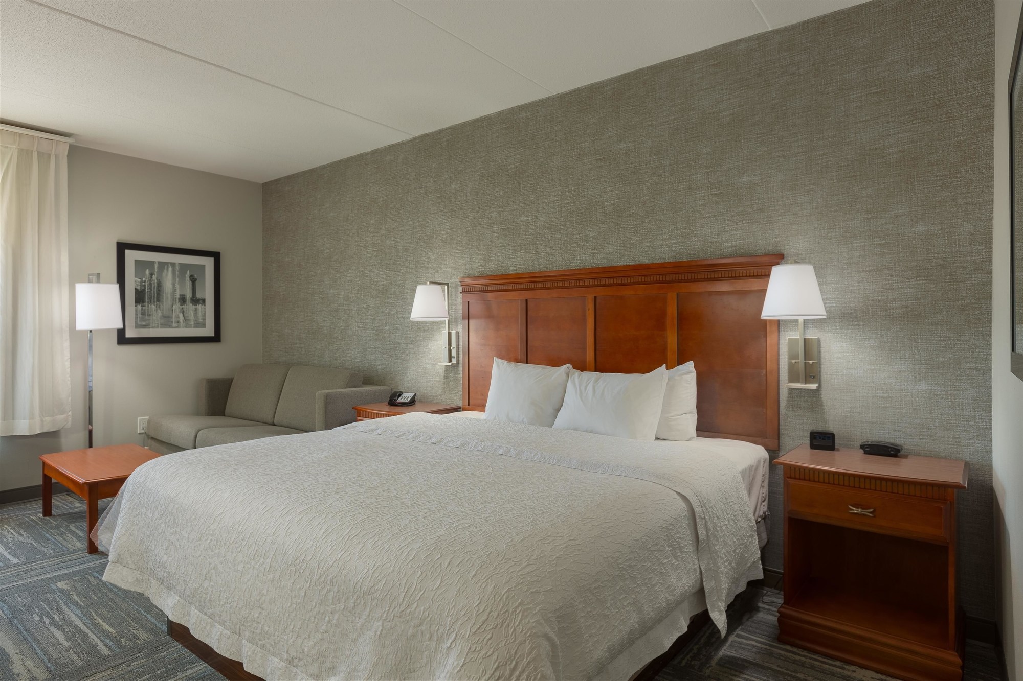 Hampton Inn and Suites Downtown Knoxville Hampton Inn and Suites Downtown Knoxville