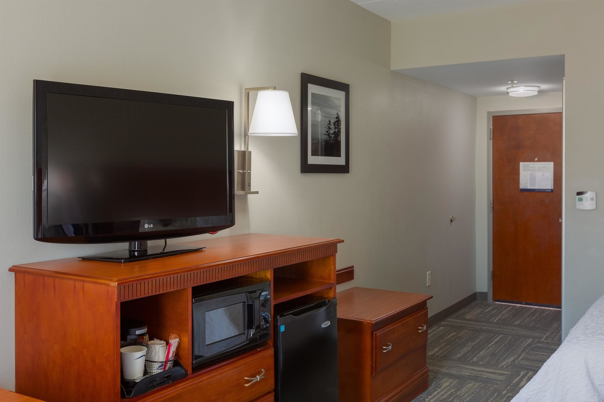 Hampton Inn and Suites Downtown Knoxville Hampton Inn and Suites Downtown Knoxville
