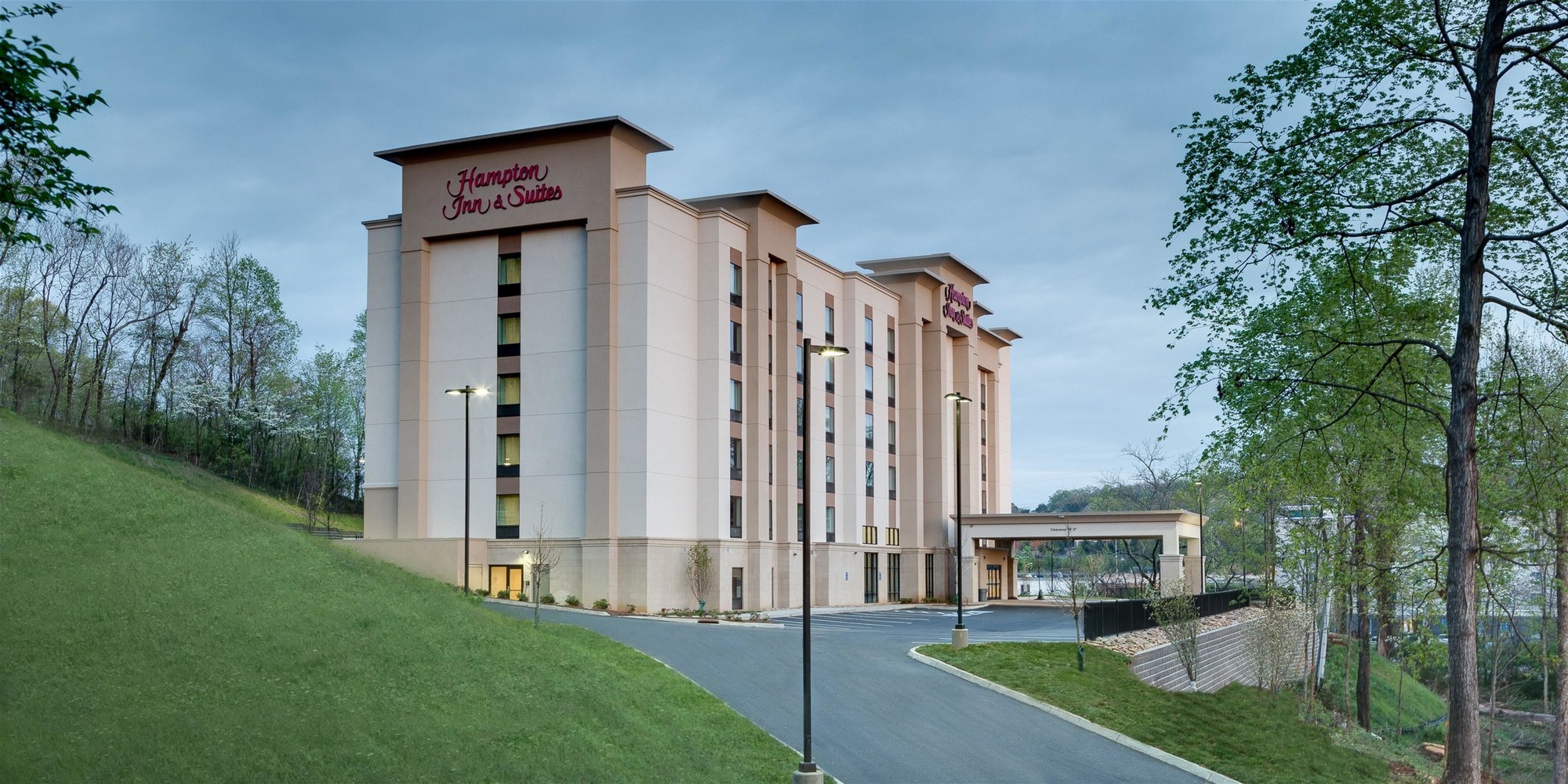 Hampton Inn & Suites Knoxville Papermill Drive Hampton Inn & Suites Knoxville Papermill Drive
