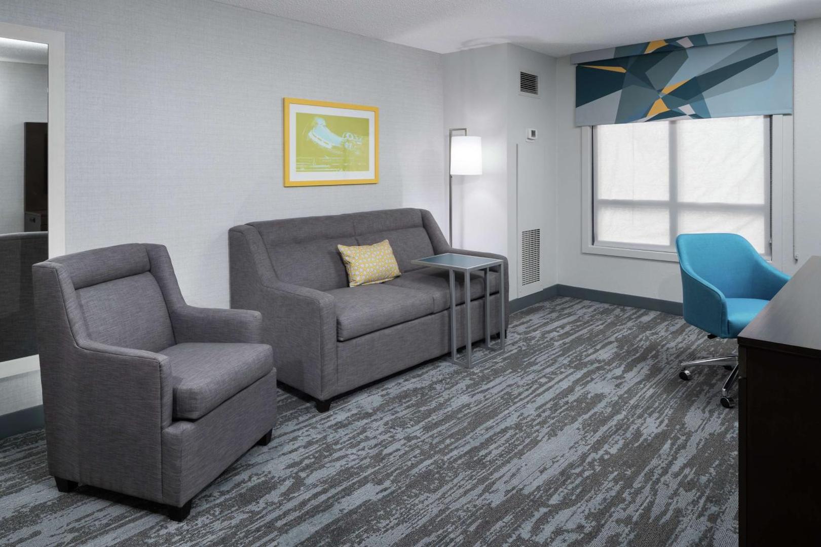 Hampton Inn & Suites Memphis-Beale Street Hampton Inn & Suites Memphis-Beale Street