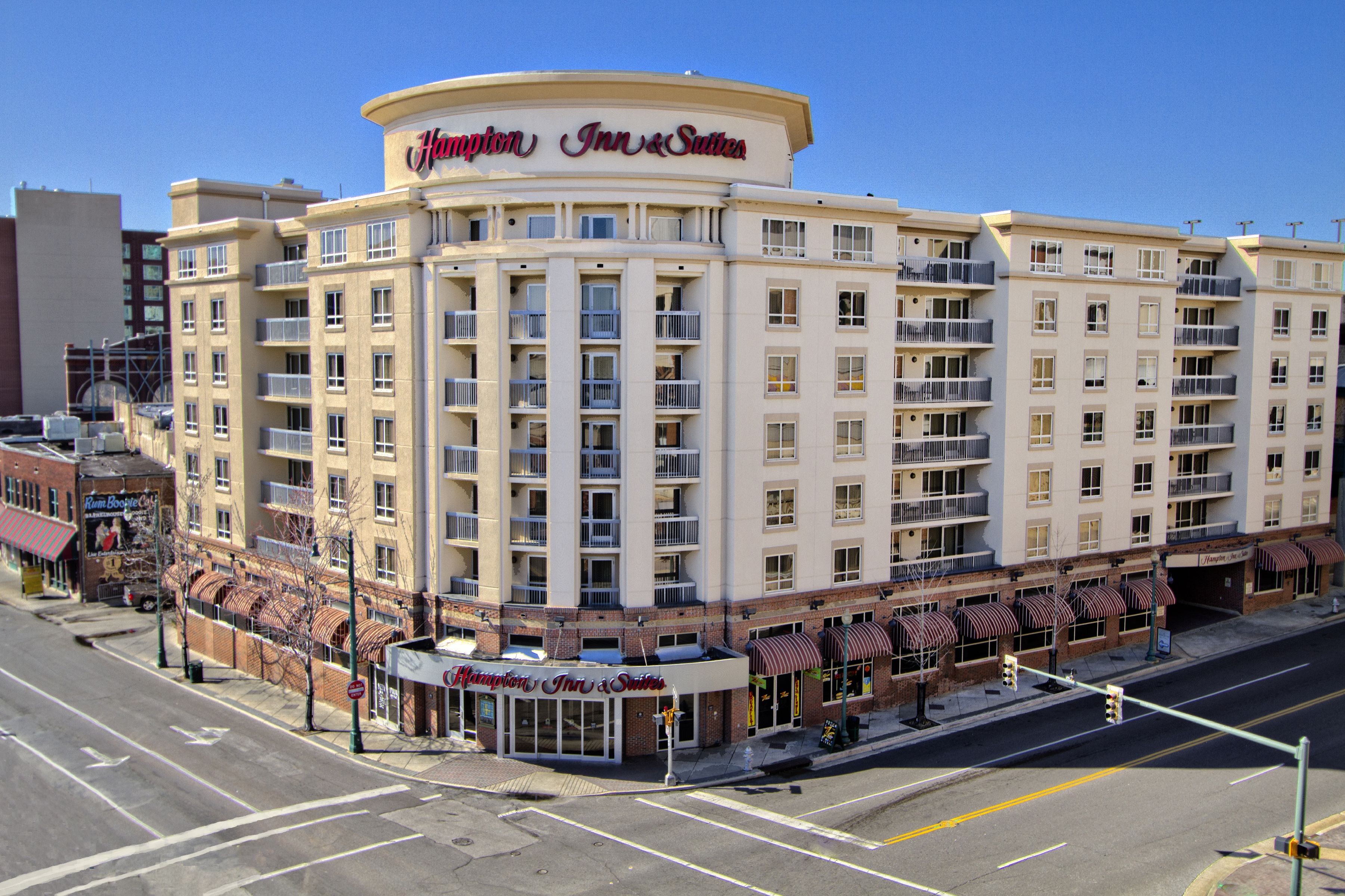 Hampton Inn & Suites Memphis-Beale Street Hampton Inn & Suites Memphis-Beale Street