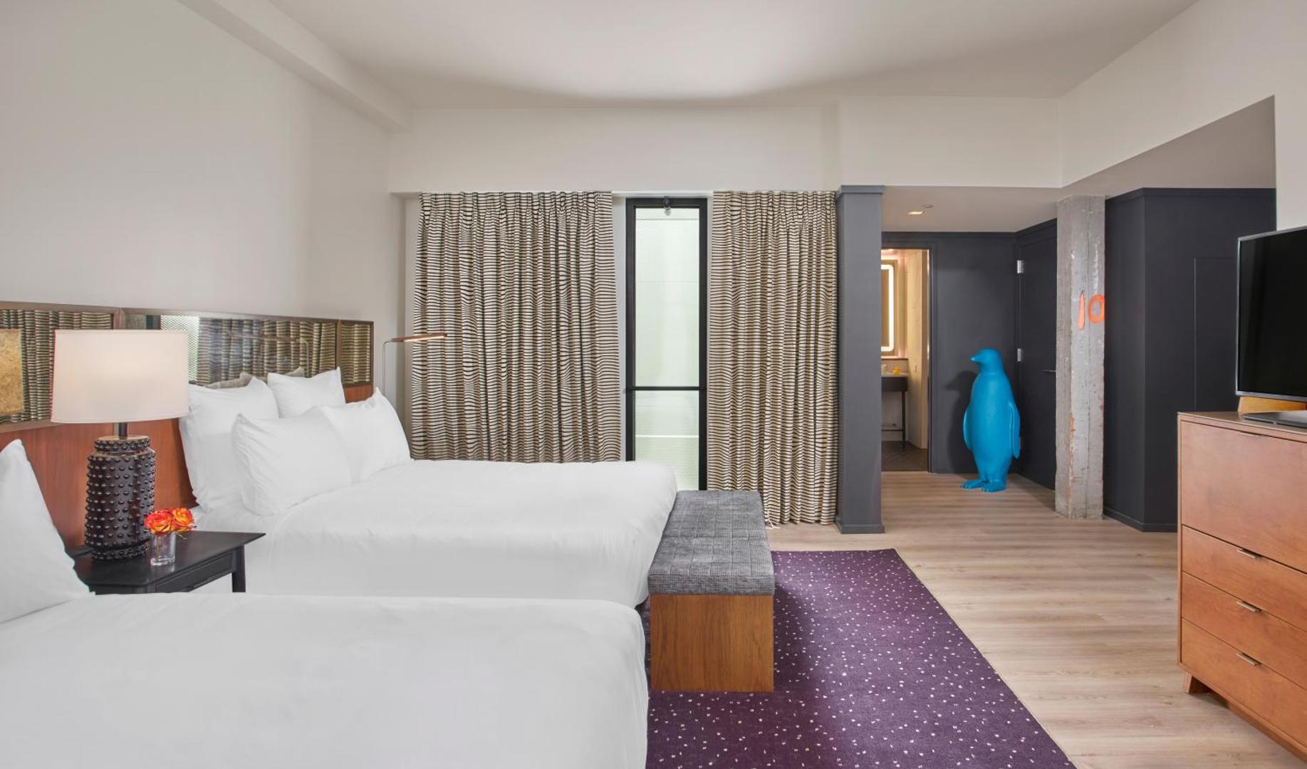 The Bankers Alley Hotel Nashville Tapestry Collection by Hilton