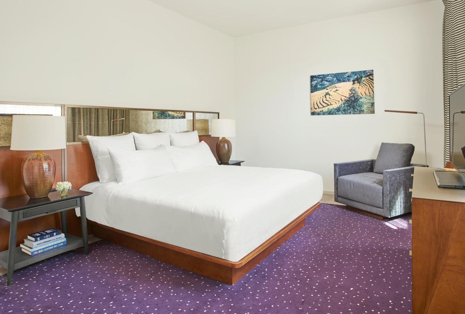 The Bankers Alley Hotel Nashville Tapestry Collection by Hilton