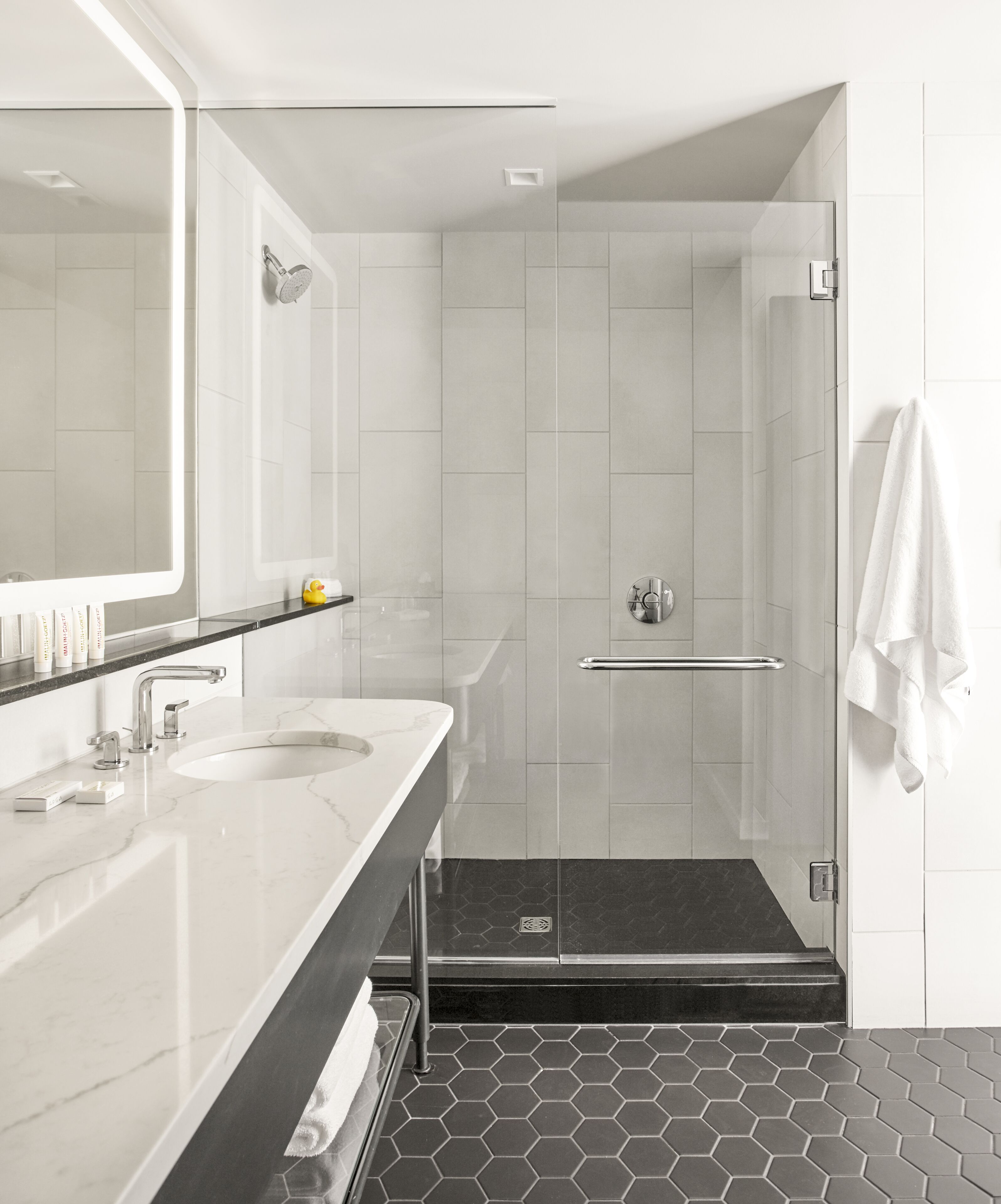 The Bankers Alley Hotel Nashville Tapestry Collection by Hilton