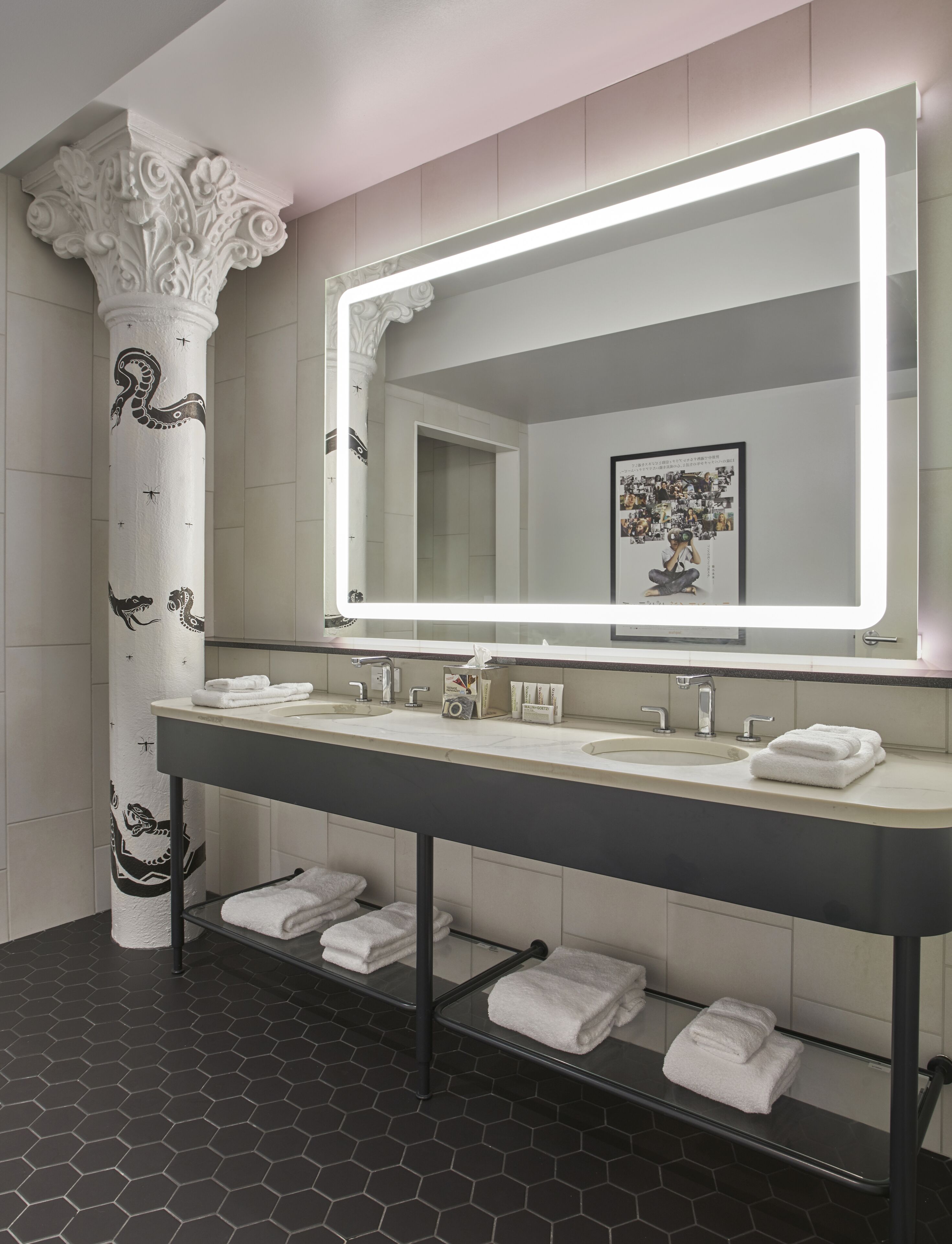 The Bankers Alley Hotel Nashville Tapestry Collection by Hilton