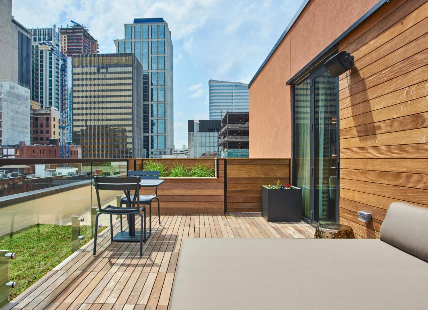 The Bankers Alley Hotel Nashville Tapestry Collection by Hilton