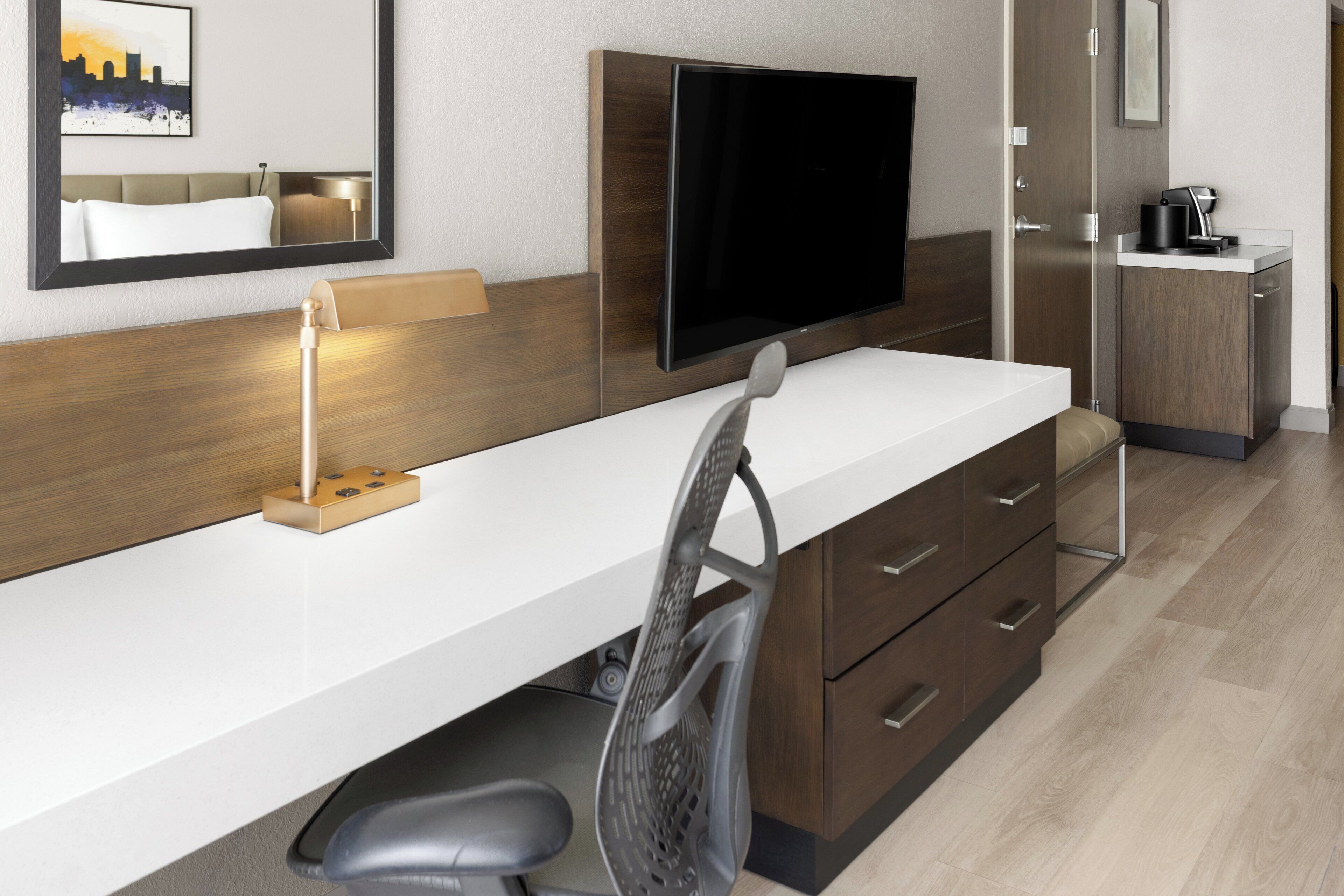 Crowne Plaza Nashville Airport by IHG Crowne Plaza Nashville Airport by IHG