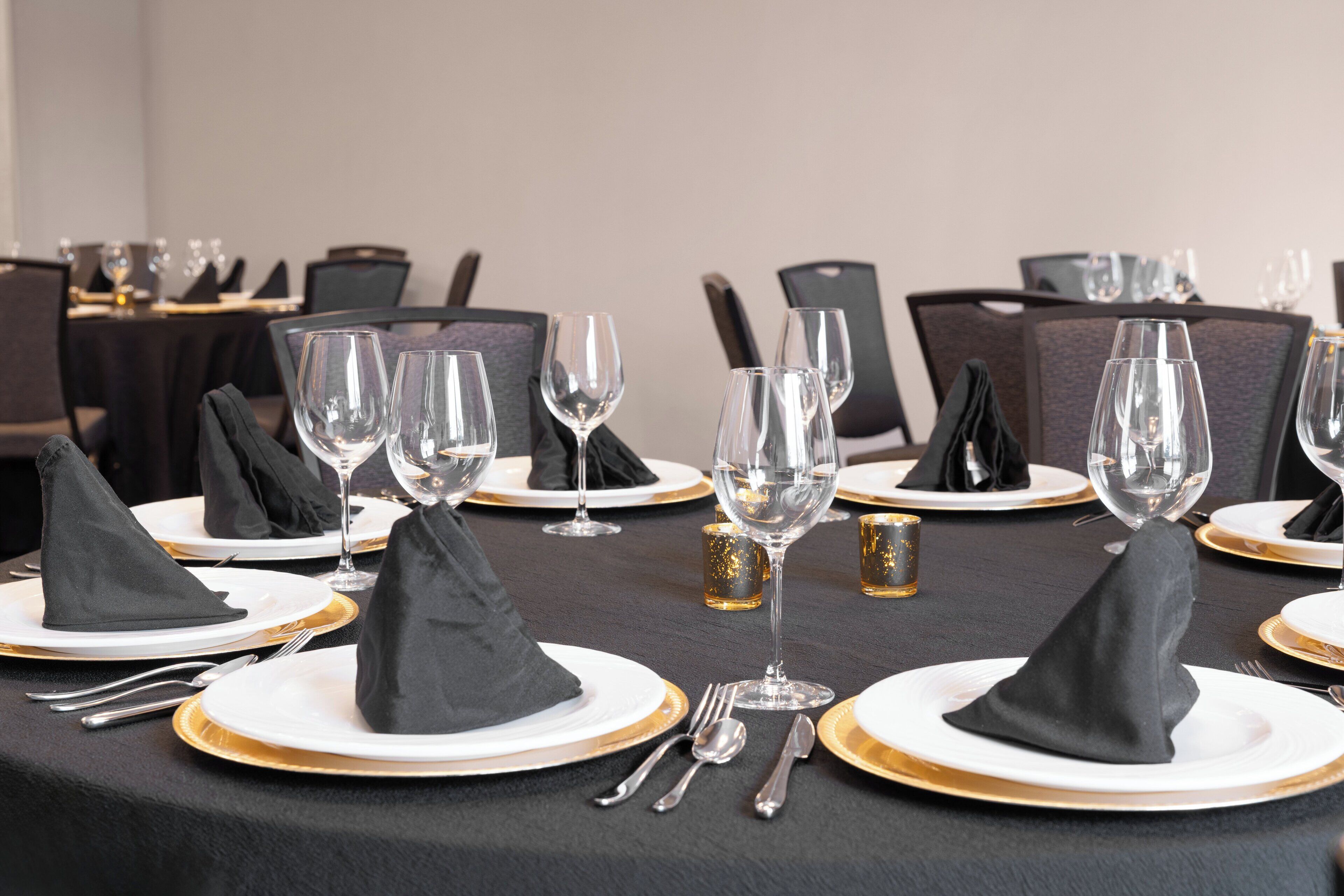 Crowne Plaza Nashville Airport by IHG Crowne Plaza Nashville Airport by IHG