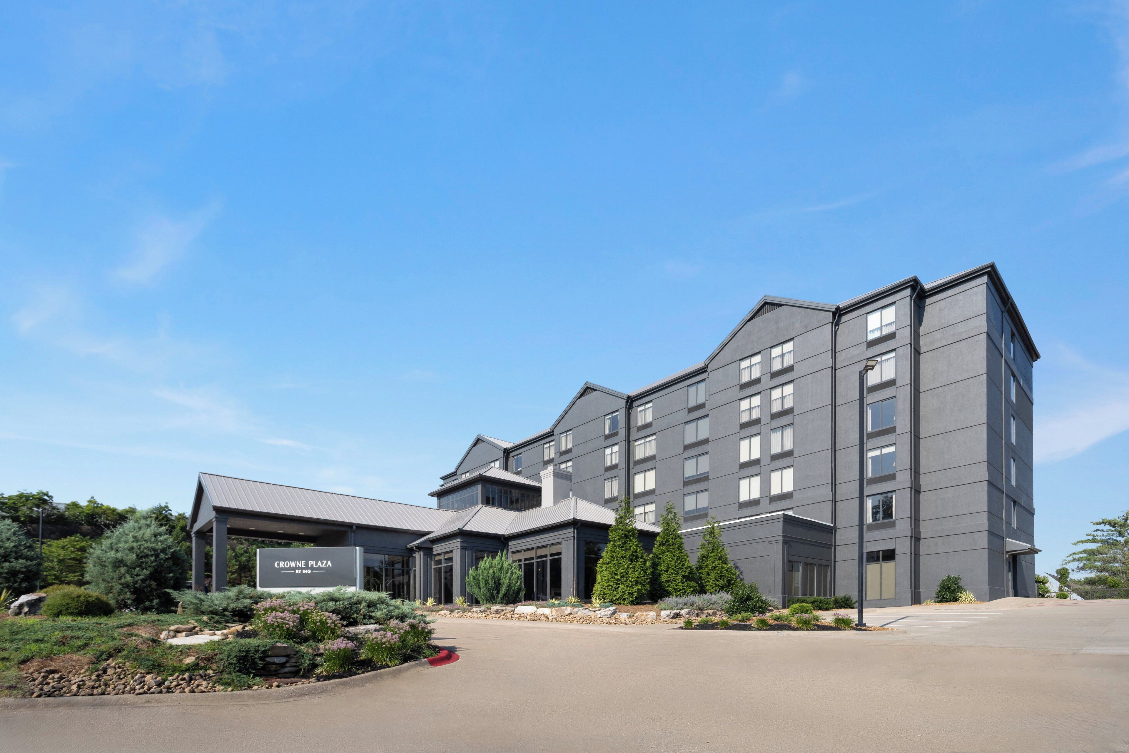 Crowne Plaza Nashville Airport by IHG Crowne Plaza Nashville Airport by IHG