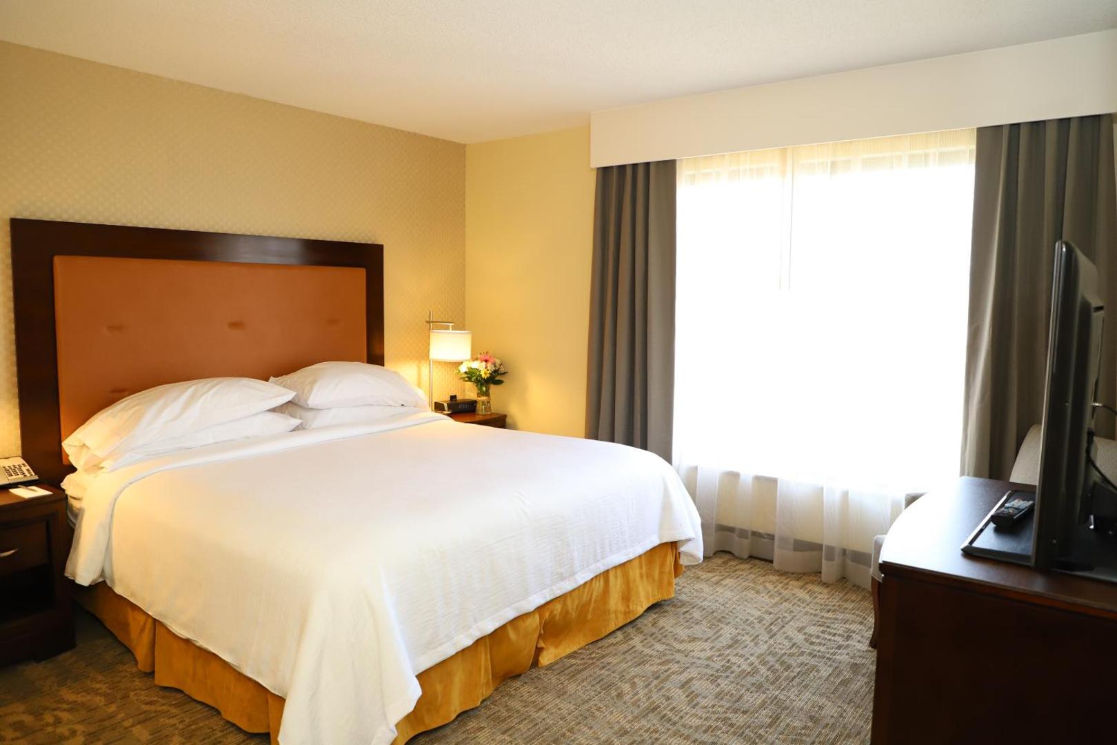 Embassy Suites Nashville at Vanderbilt Embassy Suites Nashville at Vanderbilt