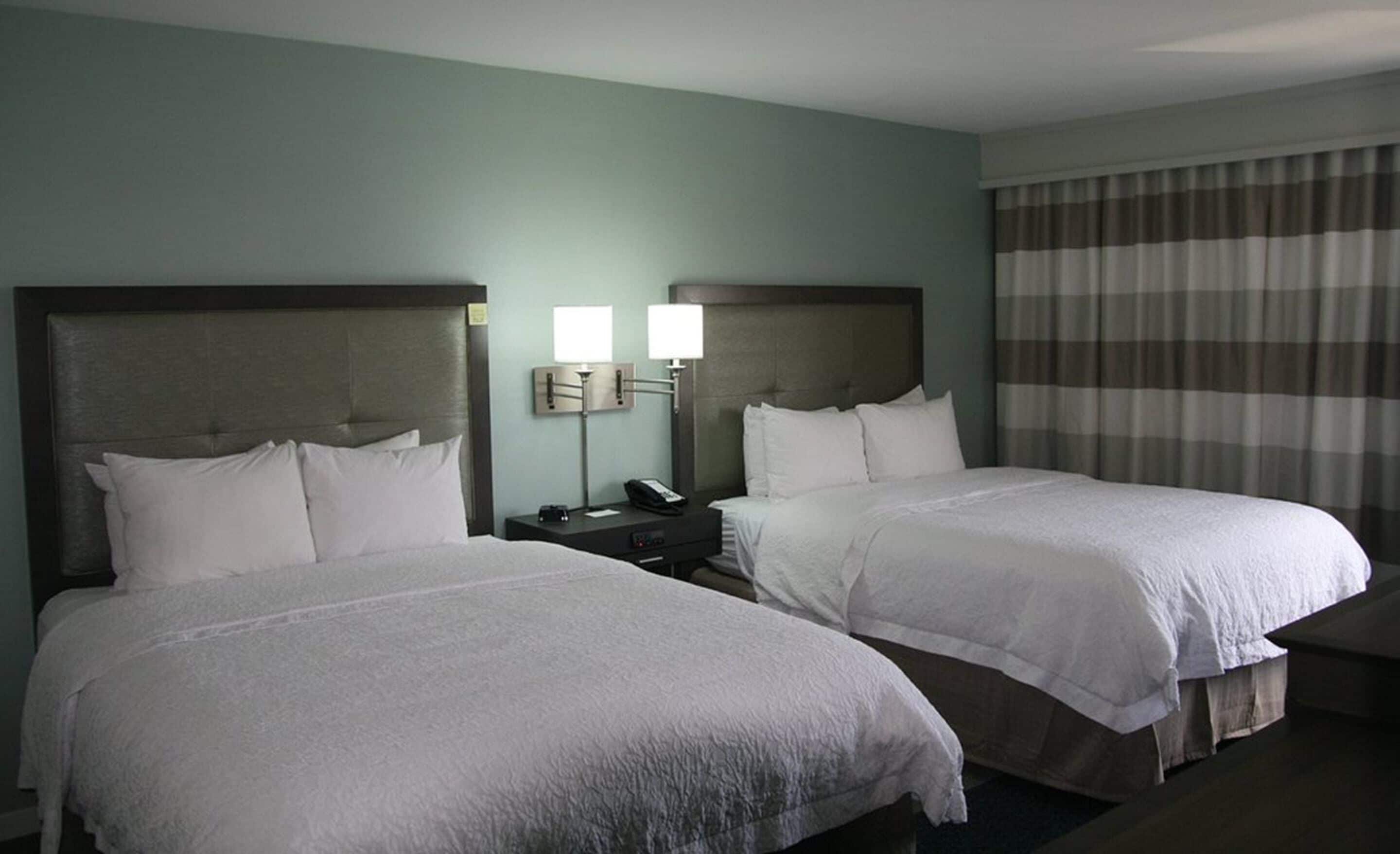 Hampton Inn & Suites Nashville Airport Hampton Inn & Suites Nashville Airport