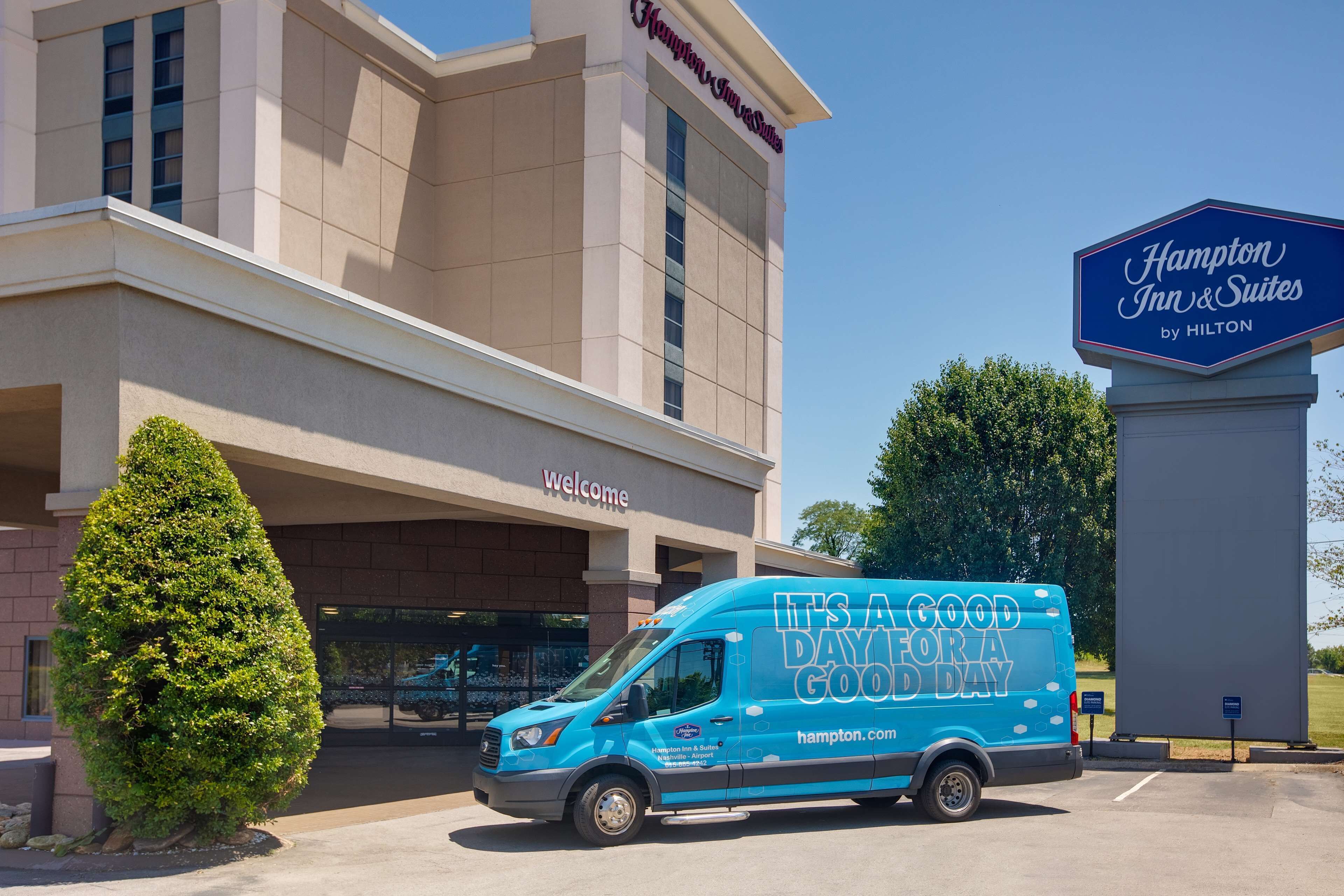 Hampton Inn & Suites Nashville Airport Hampton Inn & Suites Nashville Airport