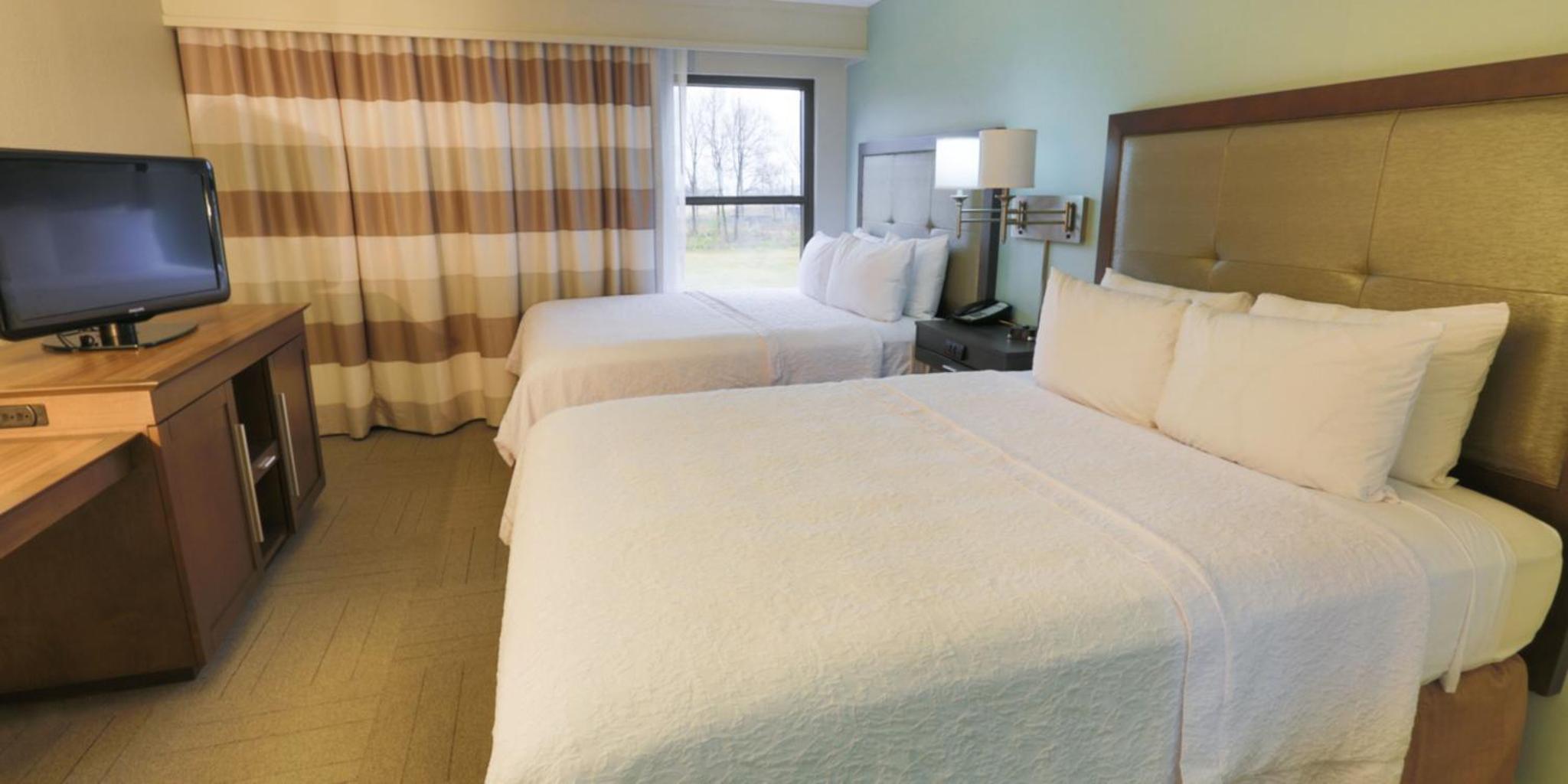 Hampton Inn & Suites Nashville Airport Hampton Inn & Suites Nashville Airport