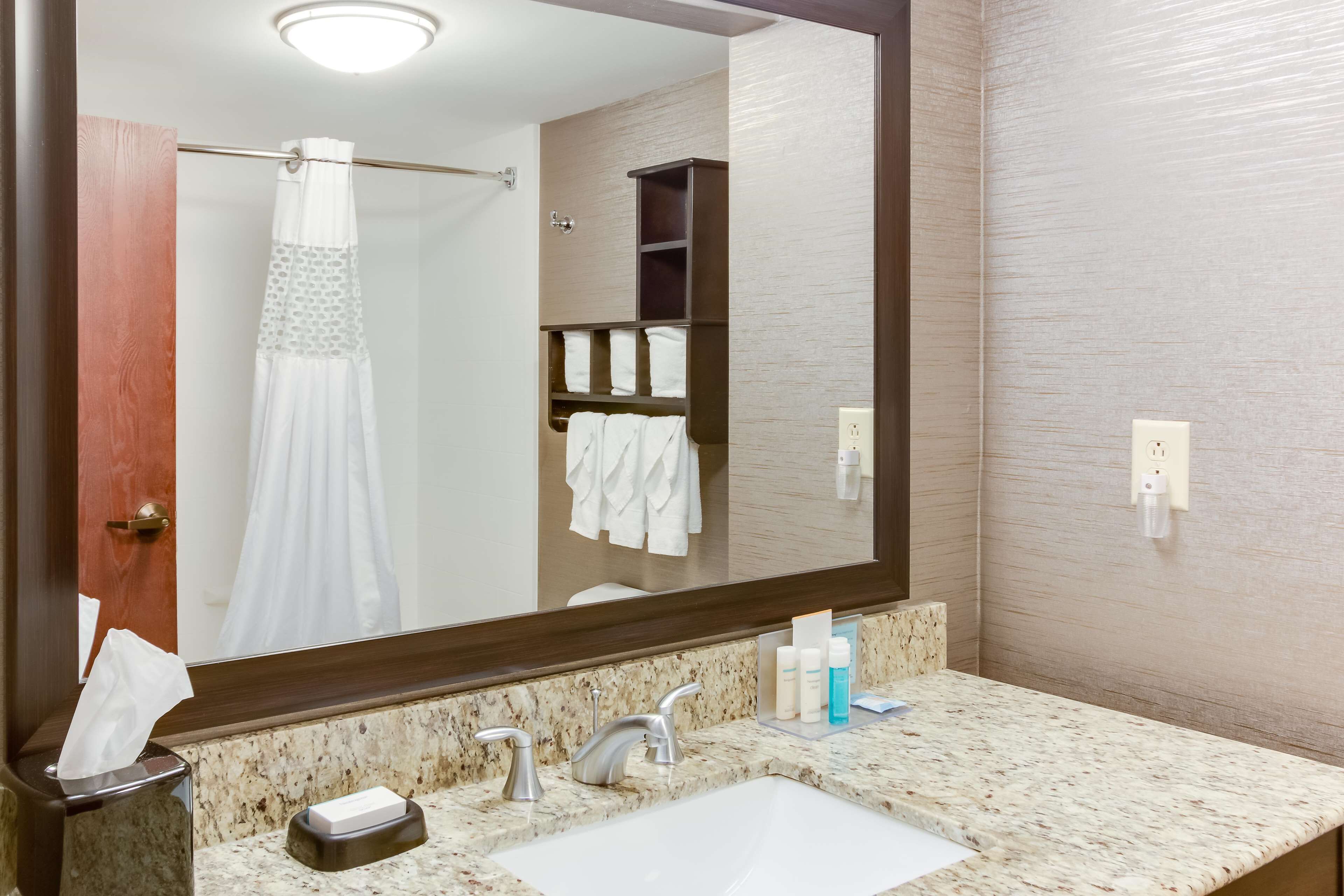 Hampton Inn /Nashville/Bellevue I 40 West Hampton Inn /Nashville/Bellevue I 40 West