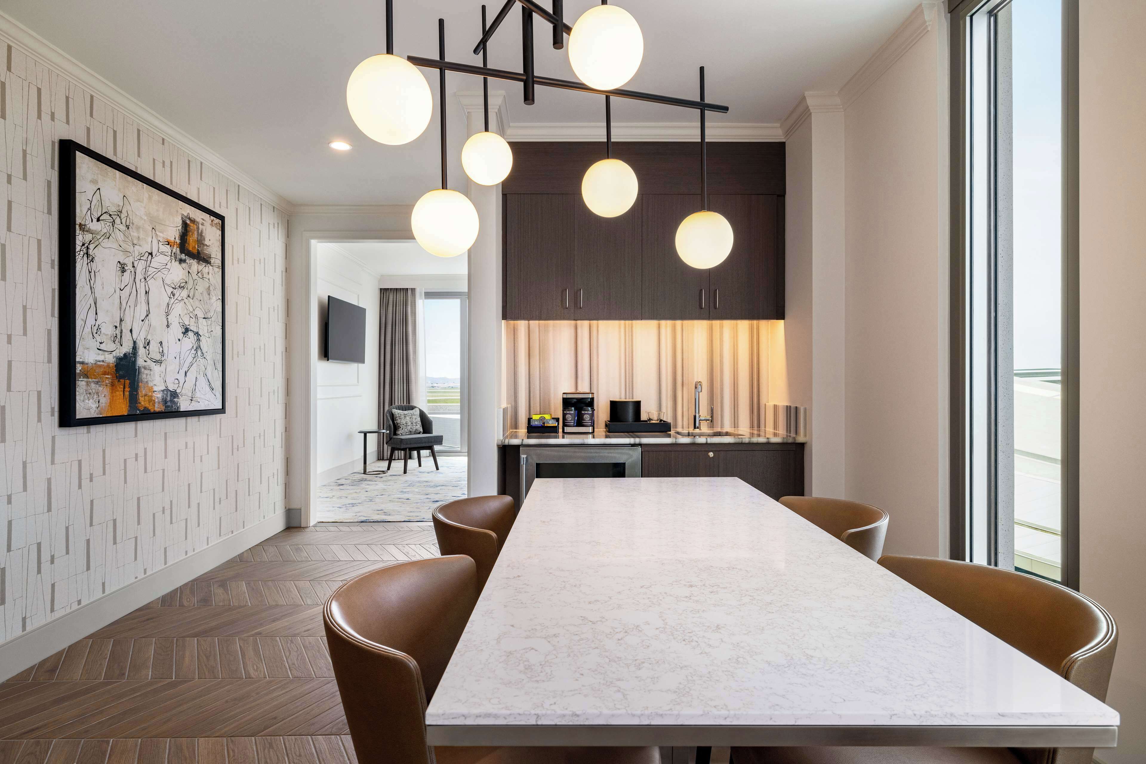 Hilton Nashville Airport BNA Terminal