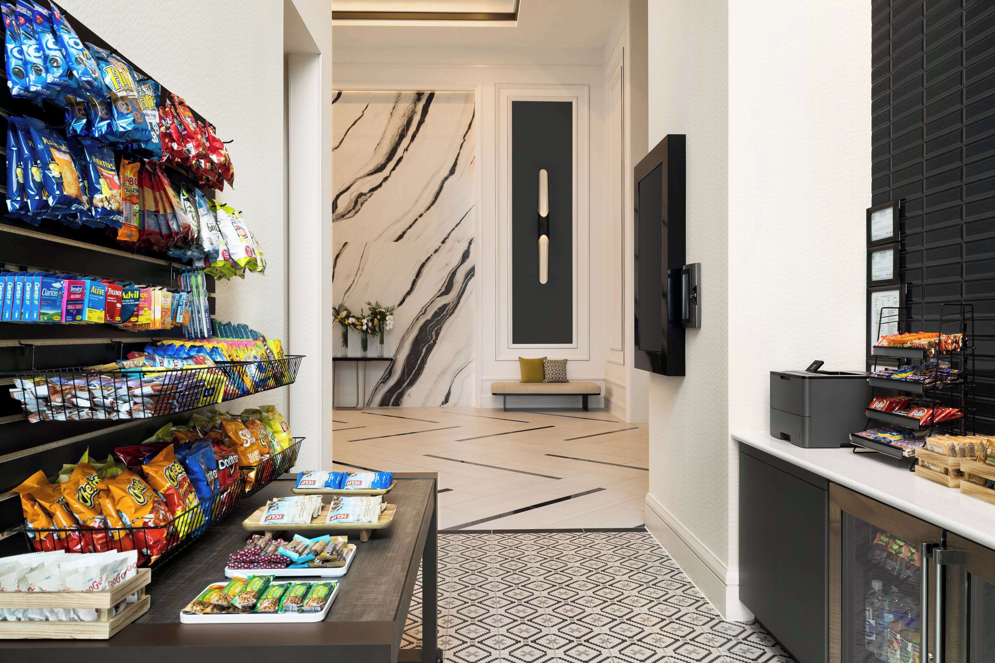 Hilton Nashville Airport BNA Terminal