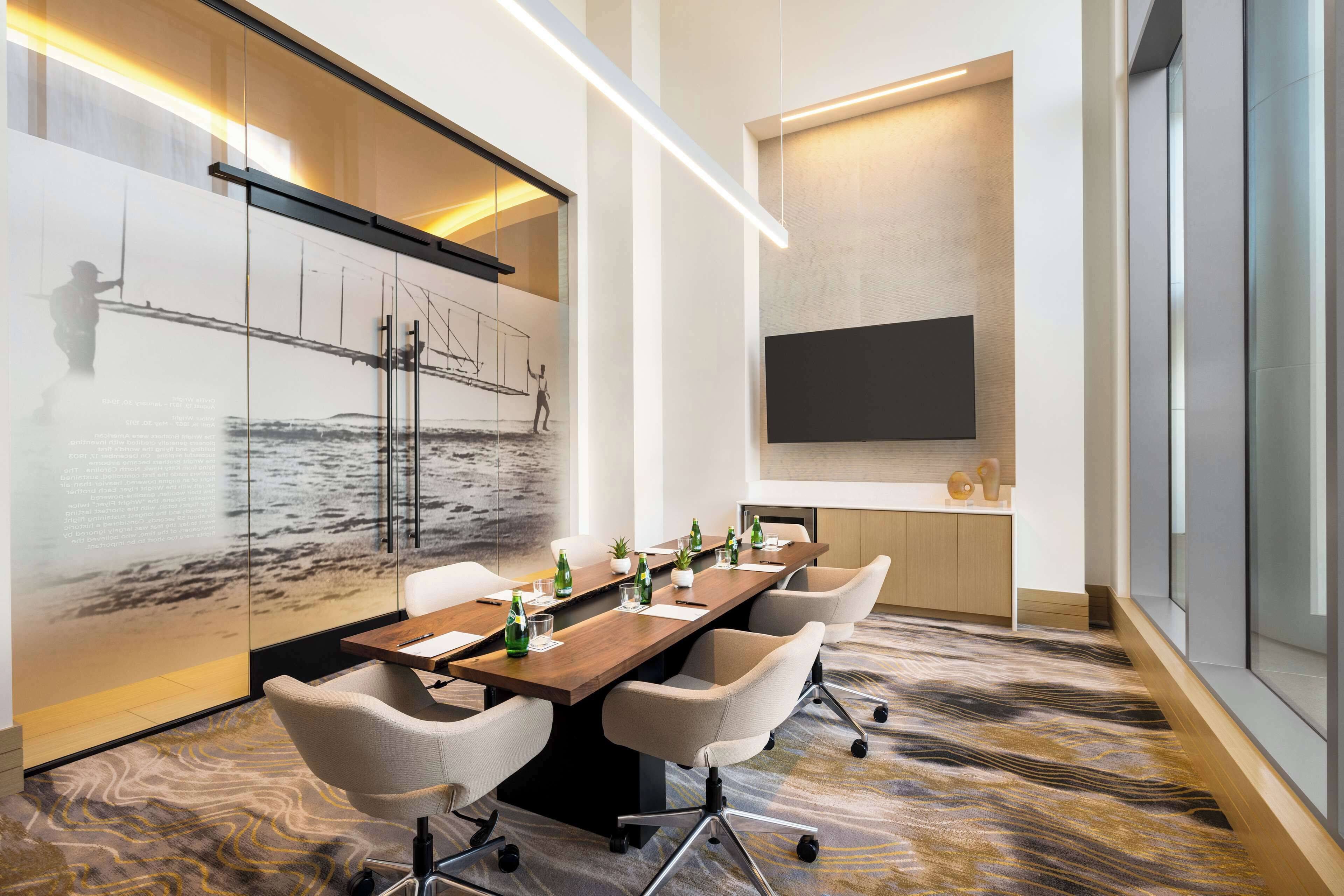 Hilton Nashville Airport BNA Terminal