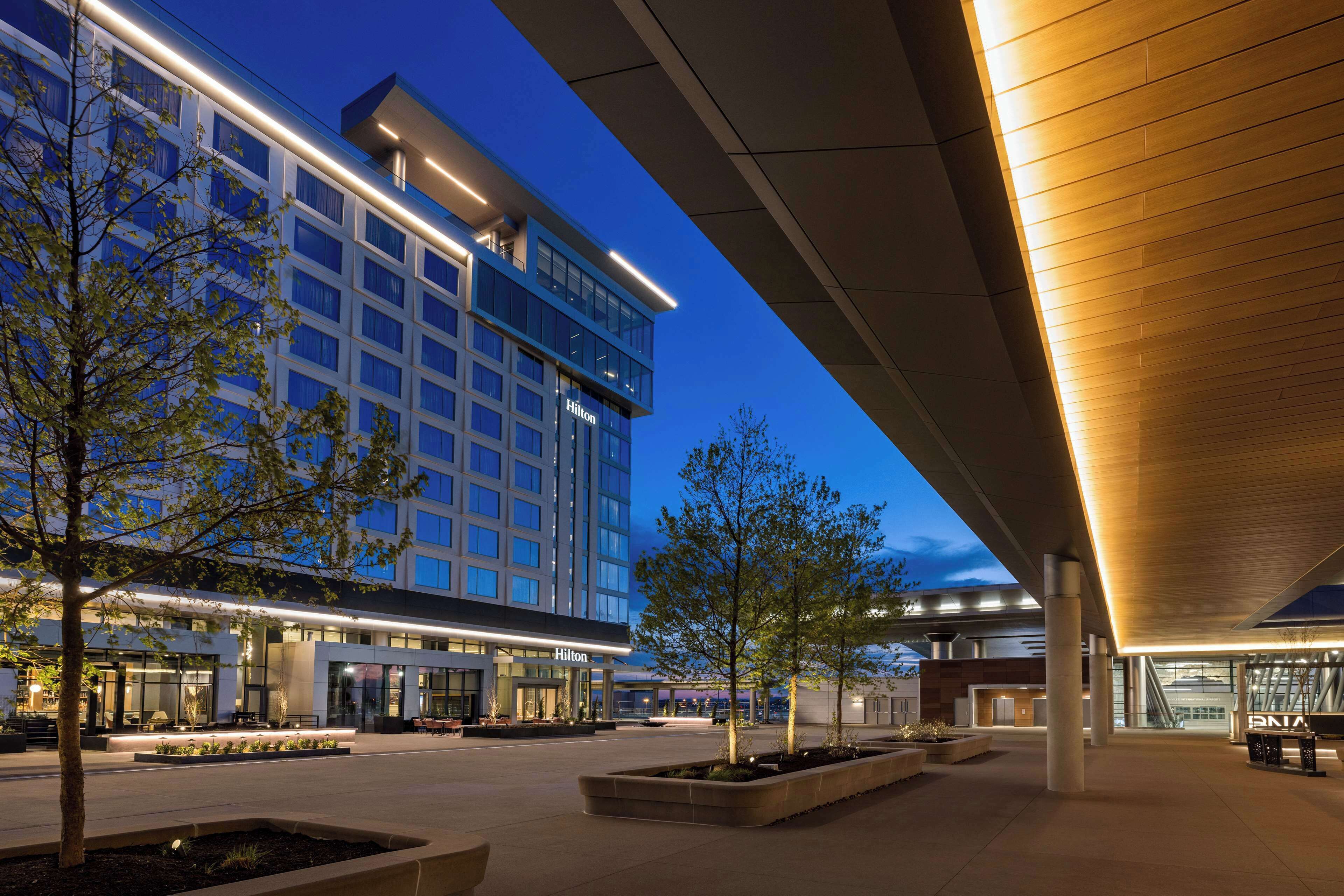 Hilton Nashville Airport BNA Terminal