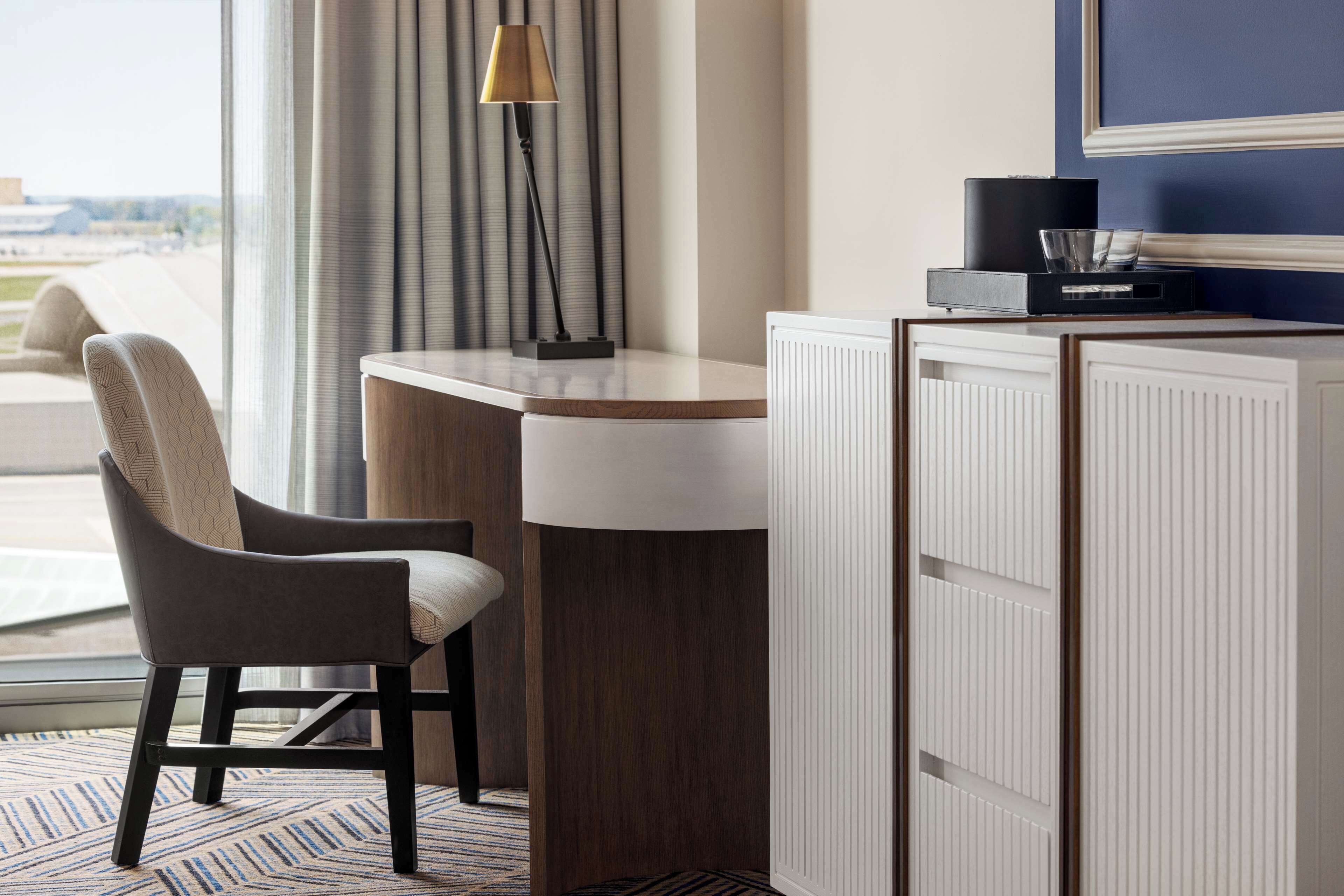 Hilton Nashville Airport BNA Terminal