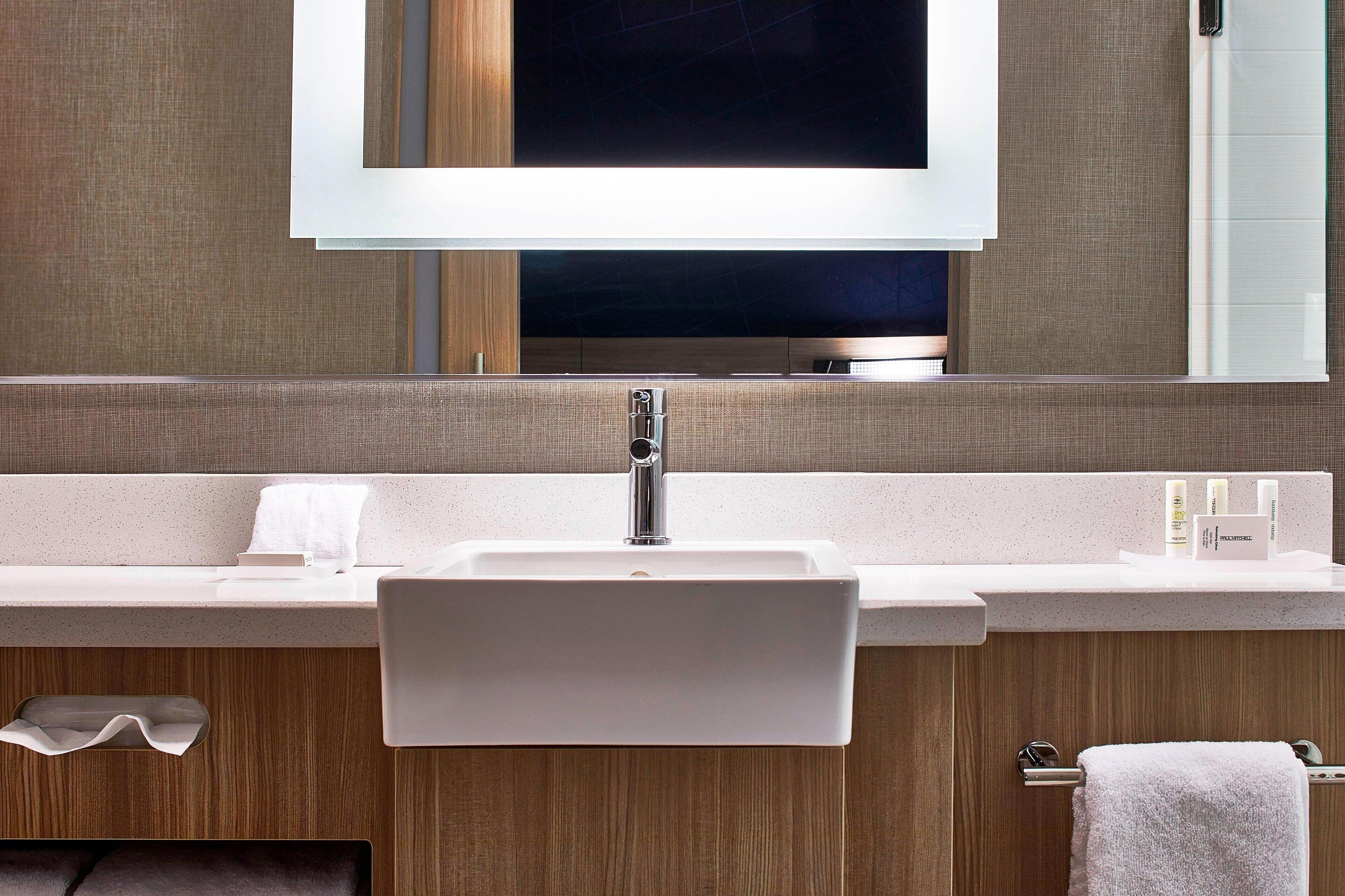 SpringHill Suites Nashville Downtown/Convention Center SpringHill Suites Nashville Downtown/Convention Center