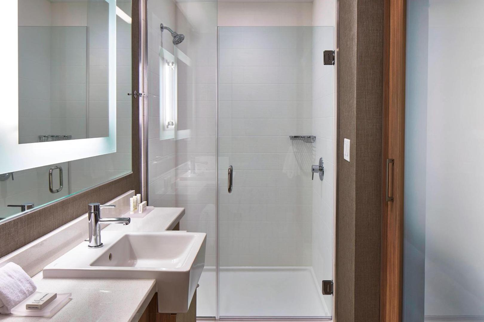 SpringHill Suites Nashville Downtown/Convention Center SpringHill Suites Nashville Downtown/Convention Center