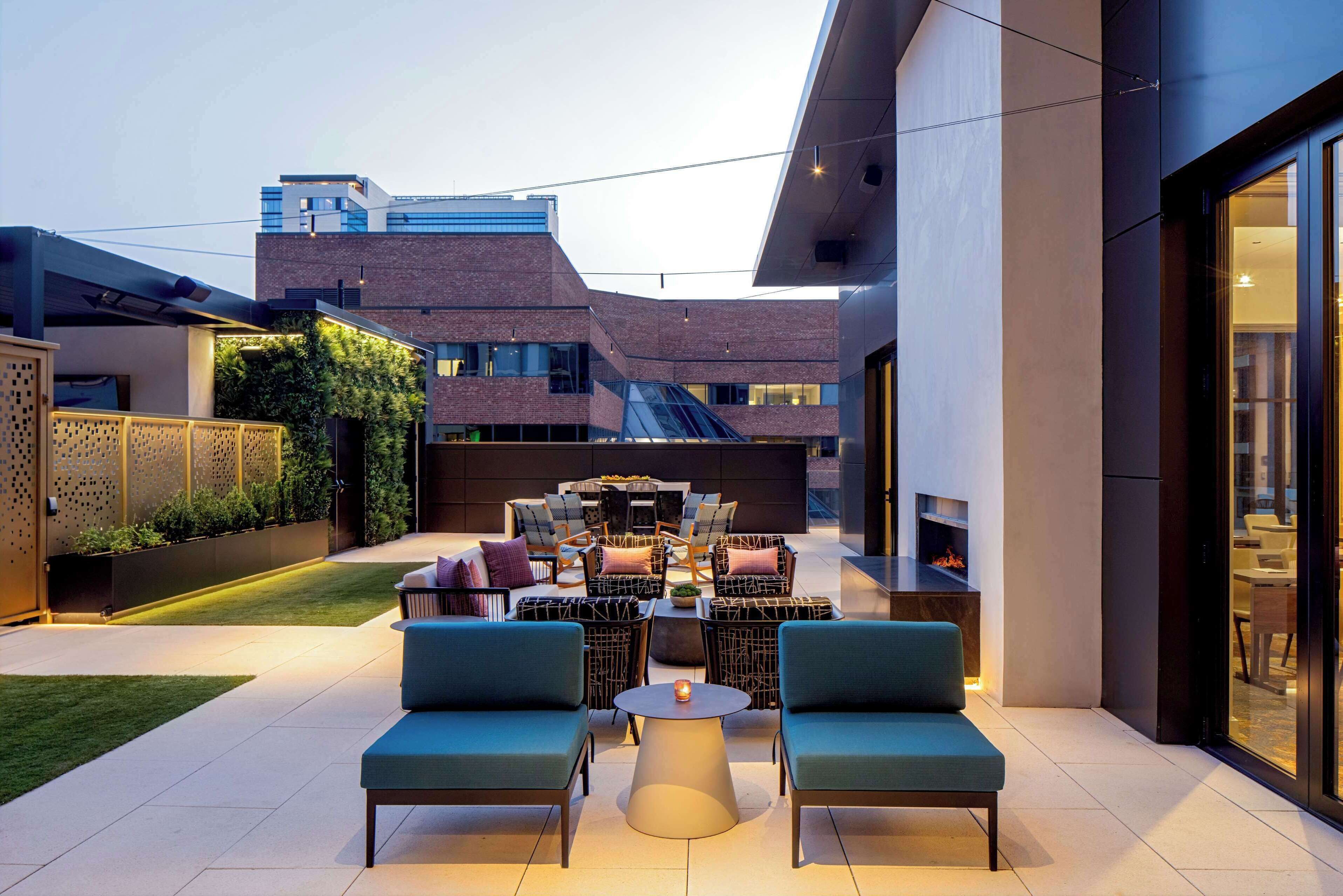 Tempo by Hilton Nashville Downtown Tempo by Hilton Nashville Downtown