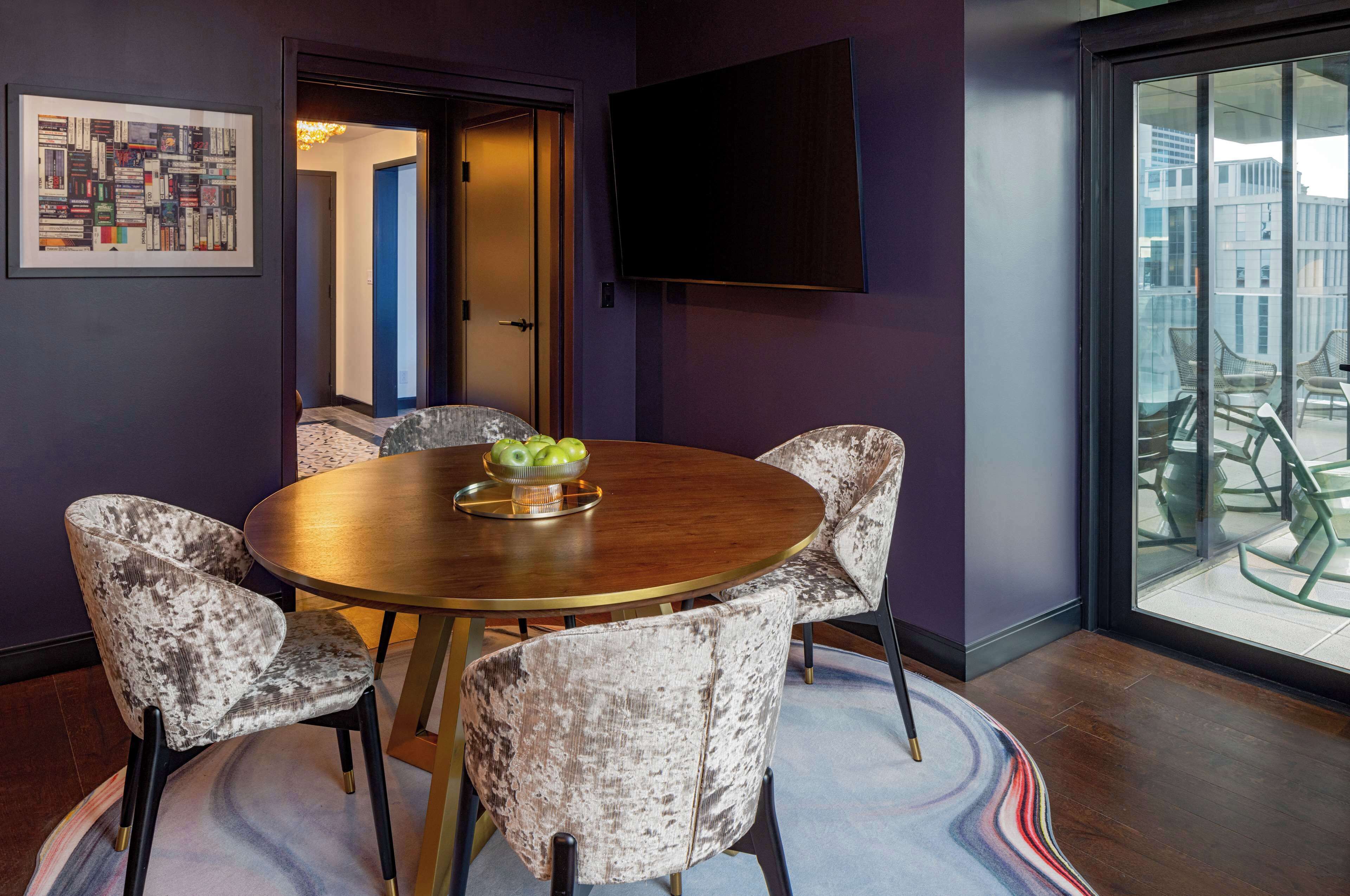 Tempo by Hilton Nashville Downtown Tempo by Hilton Nashville Downtown