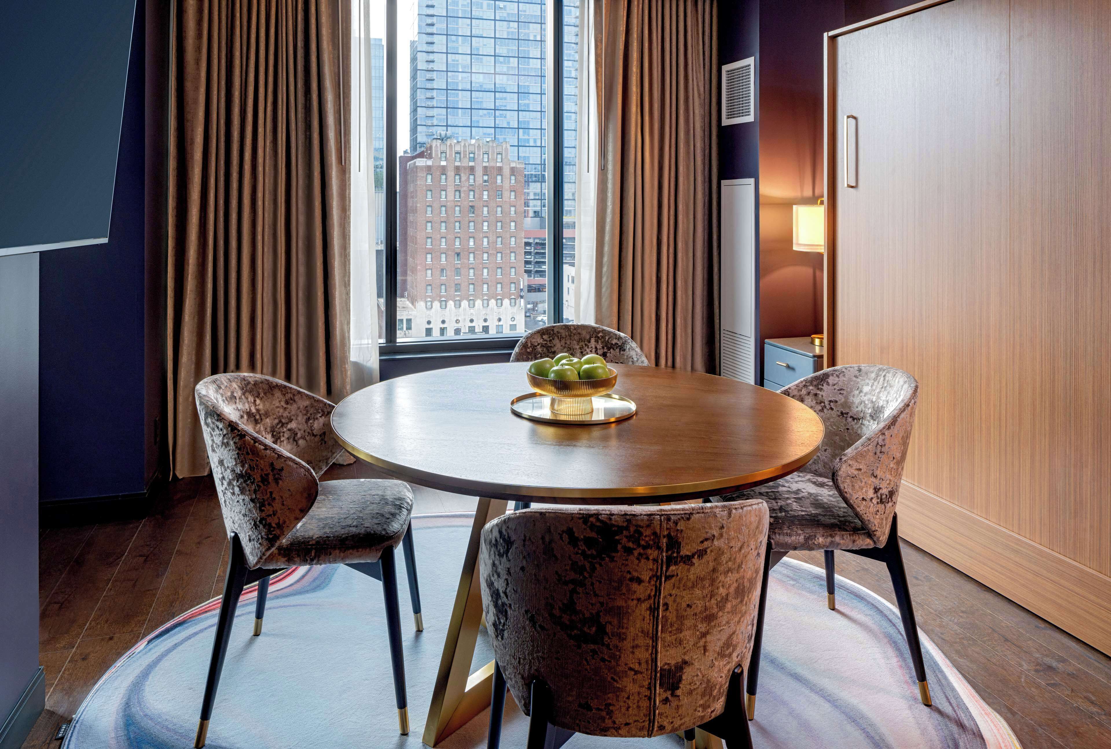 Tempo by Hilton Nashville Downtown Tempo by Hilton Nashville Downtown