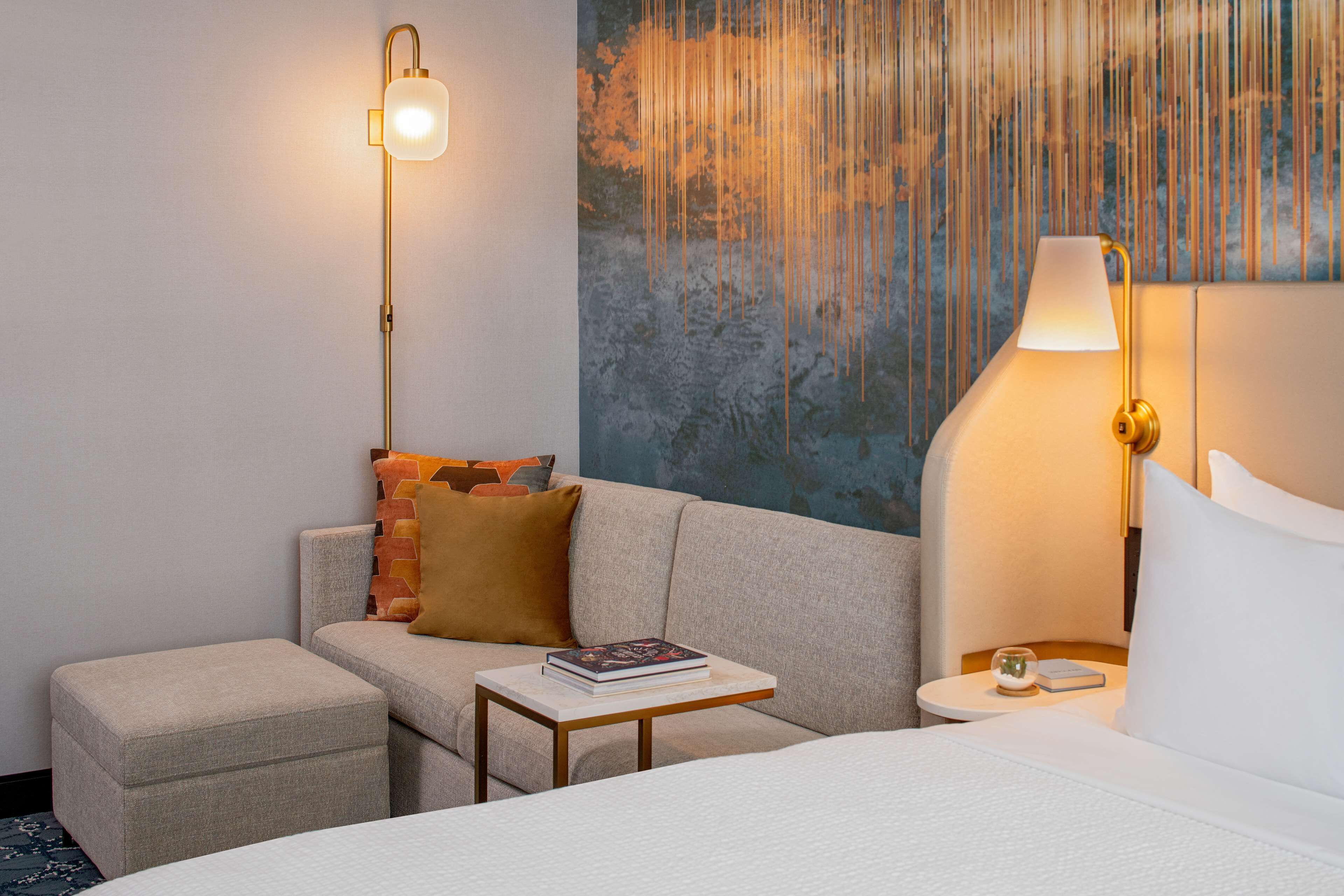 Tempo by Hilton Nashville Downtown Tempo by Hilton Nashville Downtown