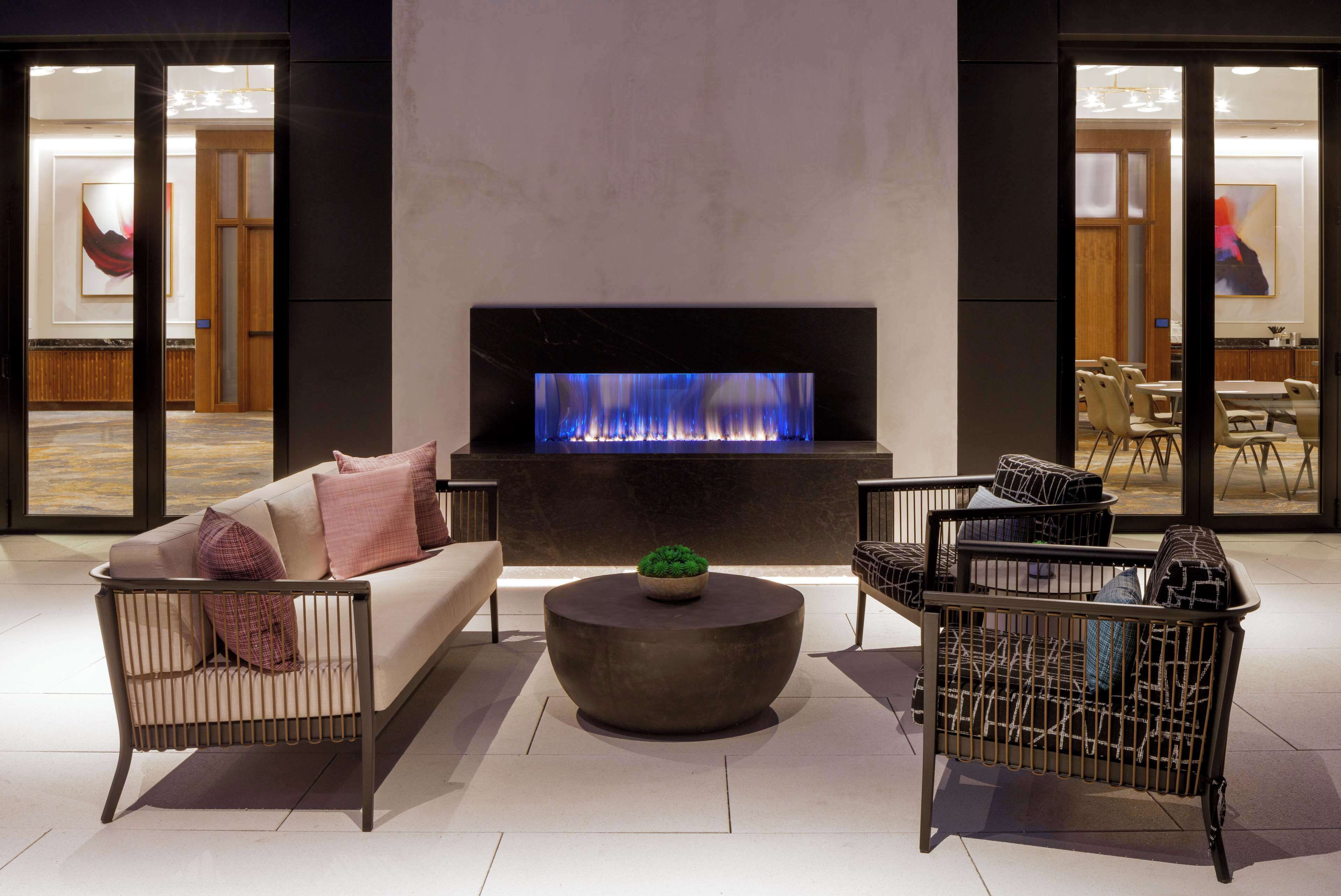 Tempo by Hilton Nashville Downtown Tempo by Hilton Nashville Downtown