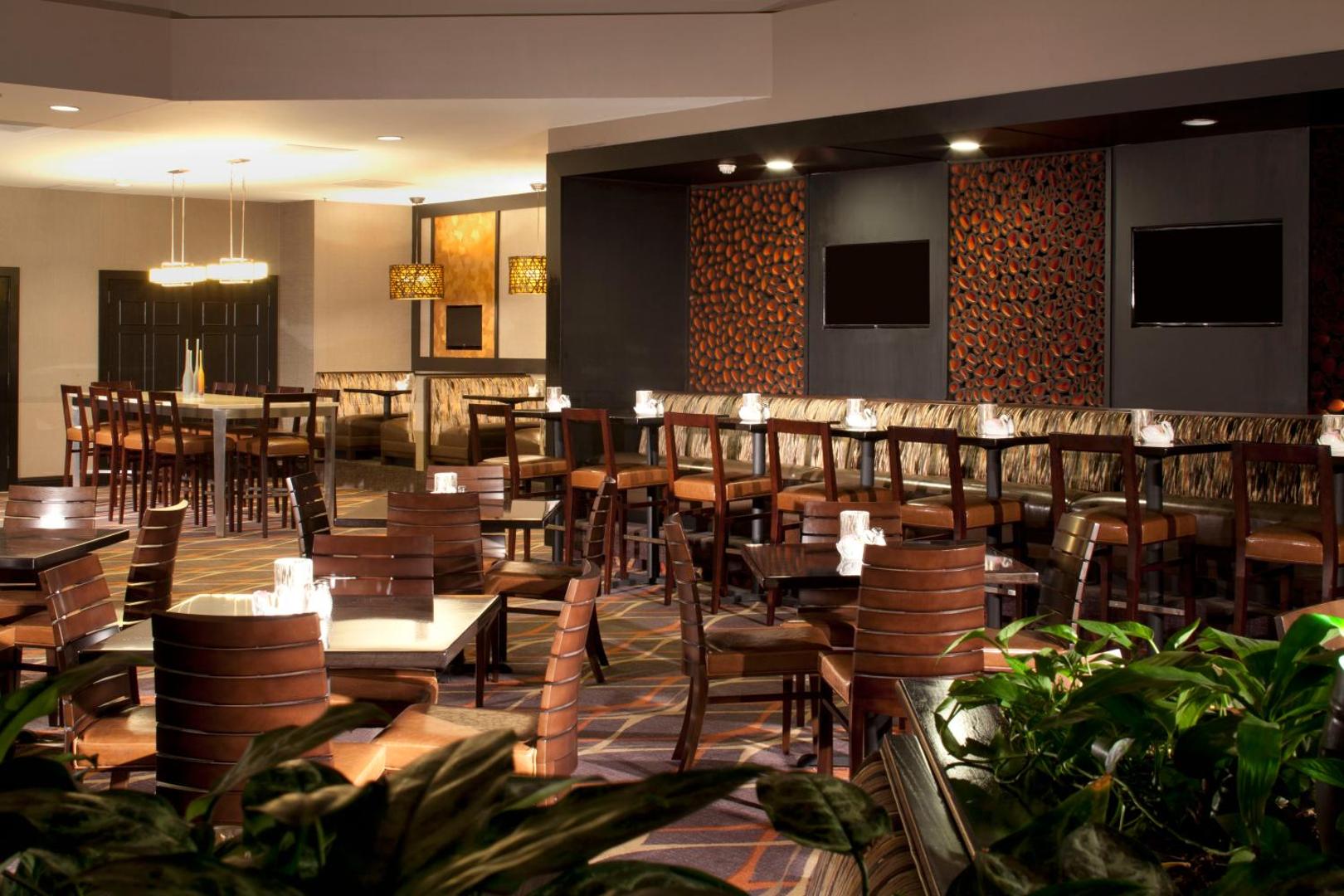 Embassy Suites by Hilton Austin Arboretum Embassy Suites by Hilton Austin Arboretum