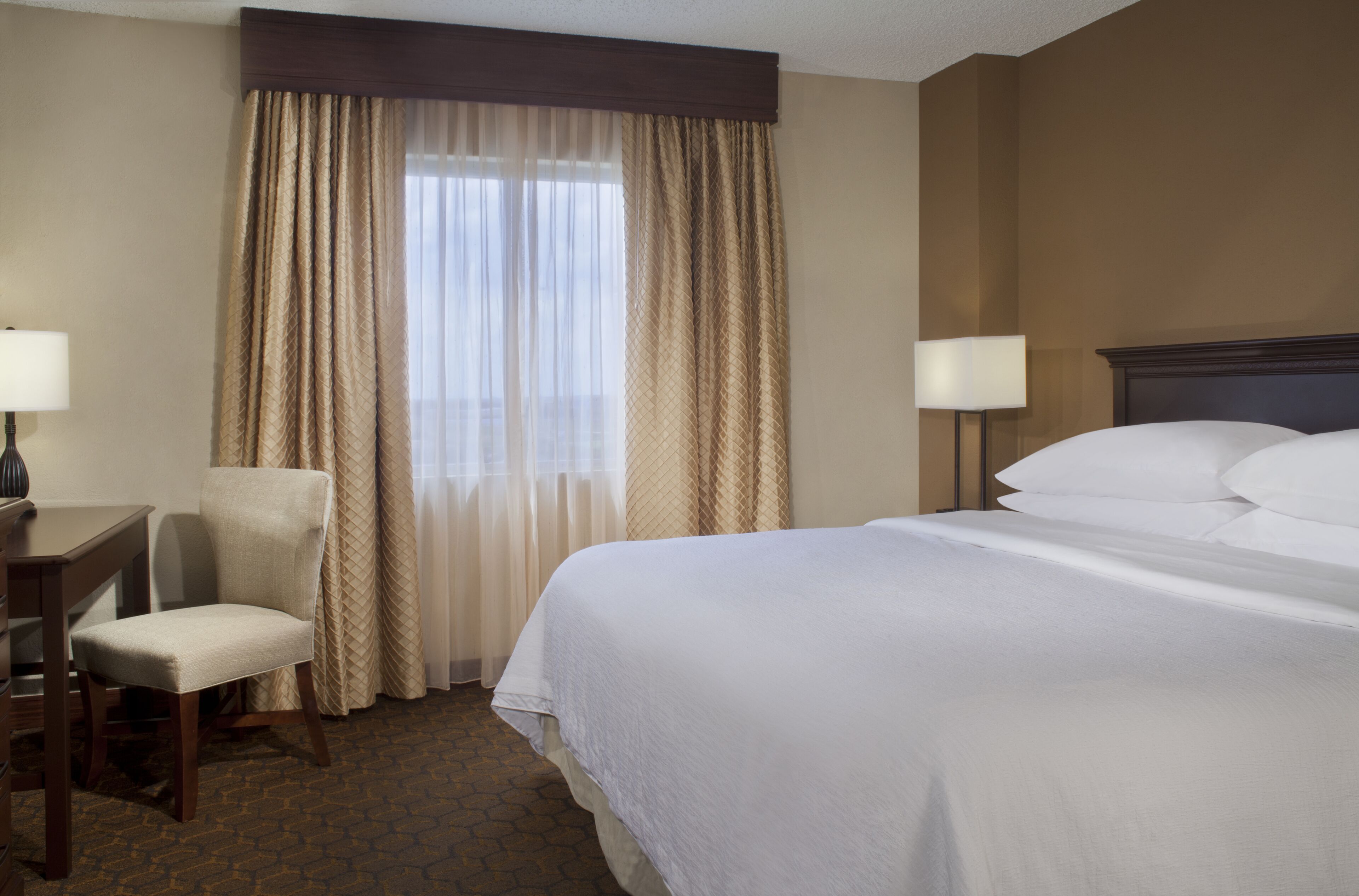 Embassy Suites by Hilton Austin Arboretum Embassy Suites by Hilton Austin Arboretum