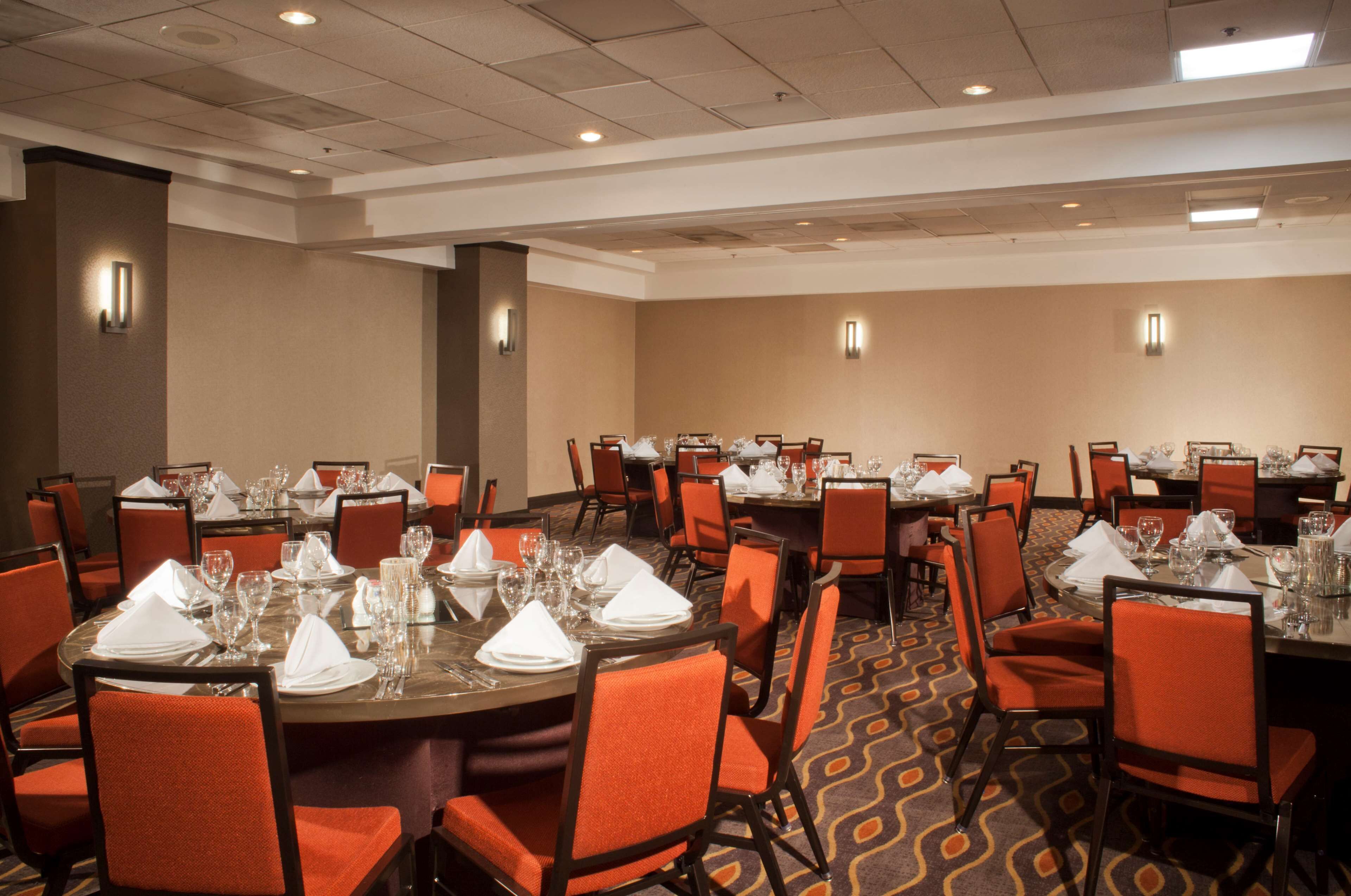 Embassy Suites by Hilton Austin Arboretum Embassy Suites by Hilton Austin Arboretum