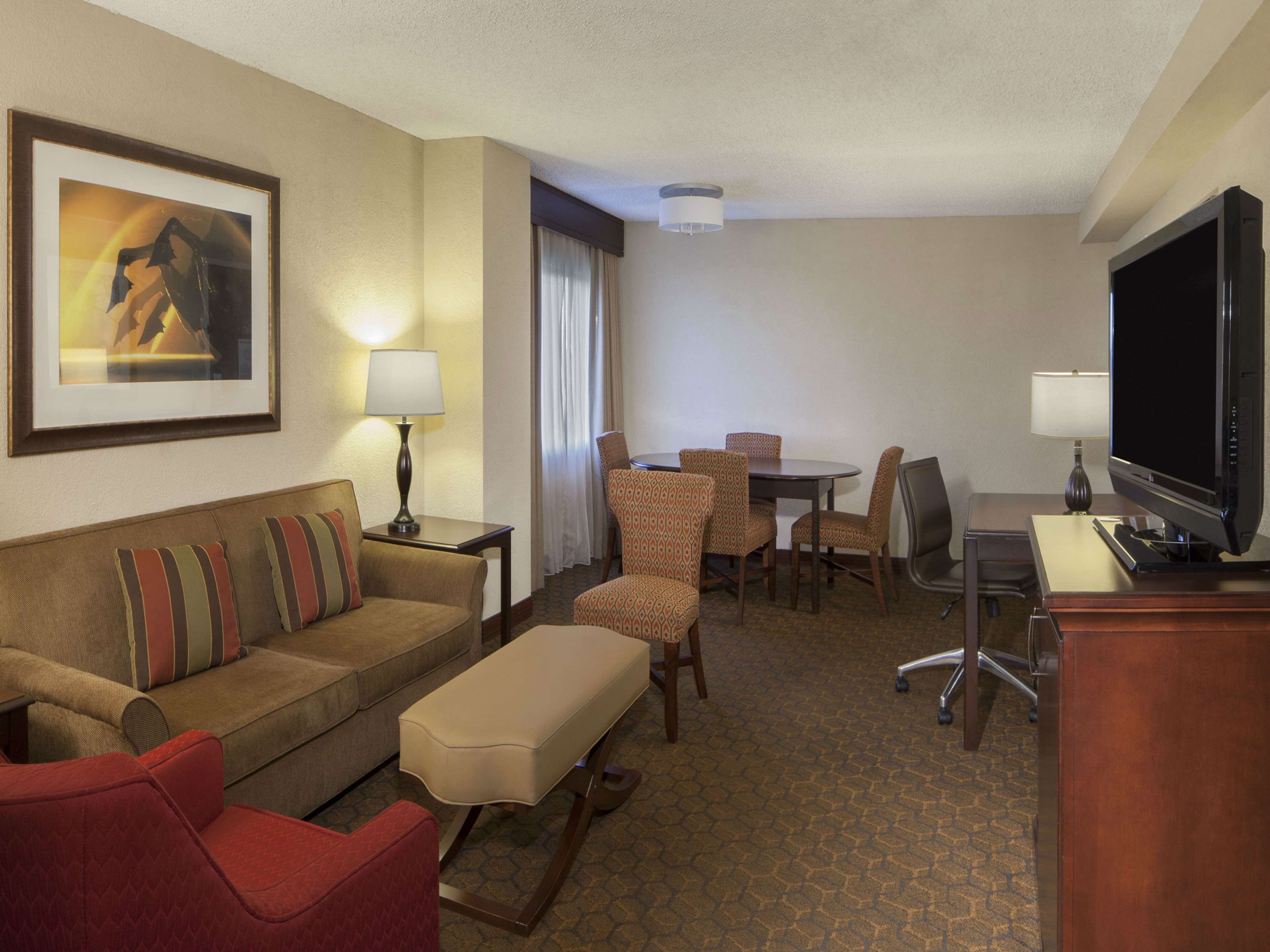 Embassy Suites by Hilton Austin Arboretum Embassy Suites by Hilton Austin Arboretum