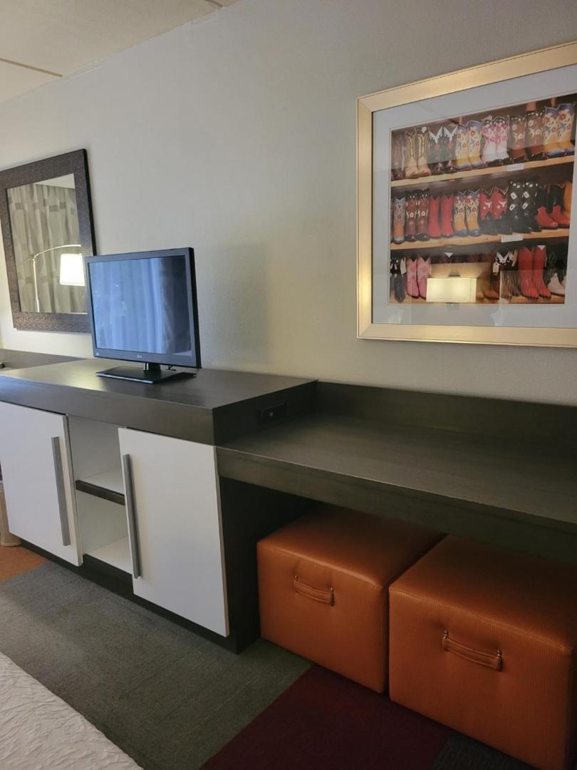 Hampton Inn & Suites Austin Cedar Park-Lakeline Hampton Inn & Suites Austin Cedar Park-Lakeline