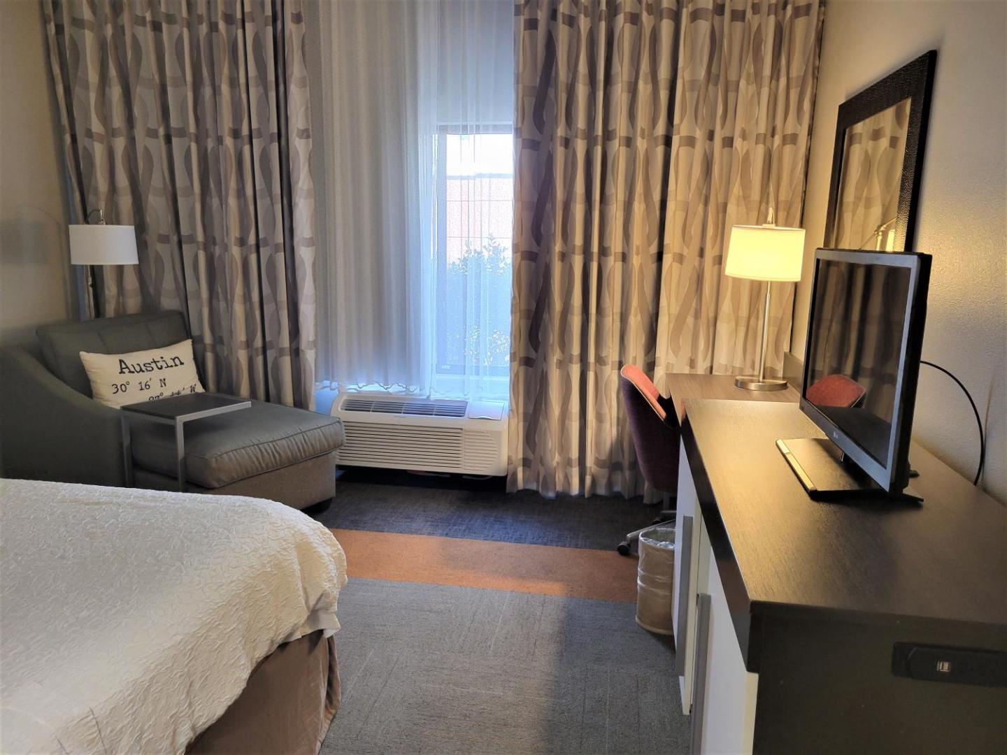 Hampton Inn & Suites Austin Cedar Park-Lakeline Hampton Inn & Suites Austin Cedar Park-Lakeline