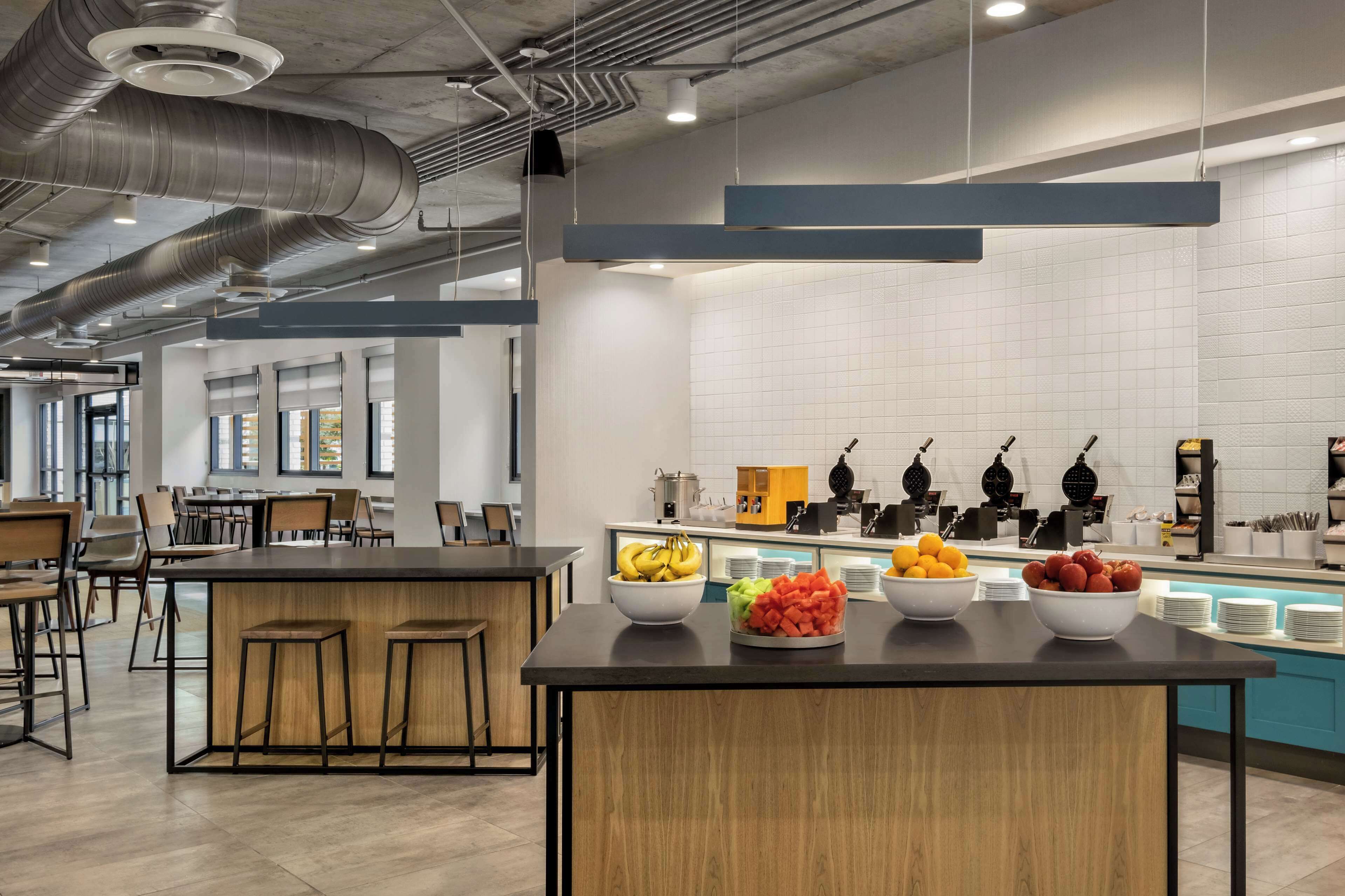 Hampton Inn Austin East Side Hampton Inn Austin East Side