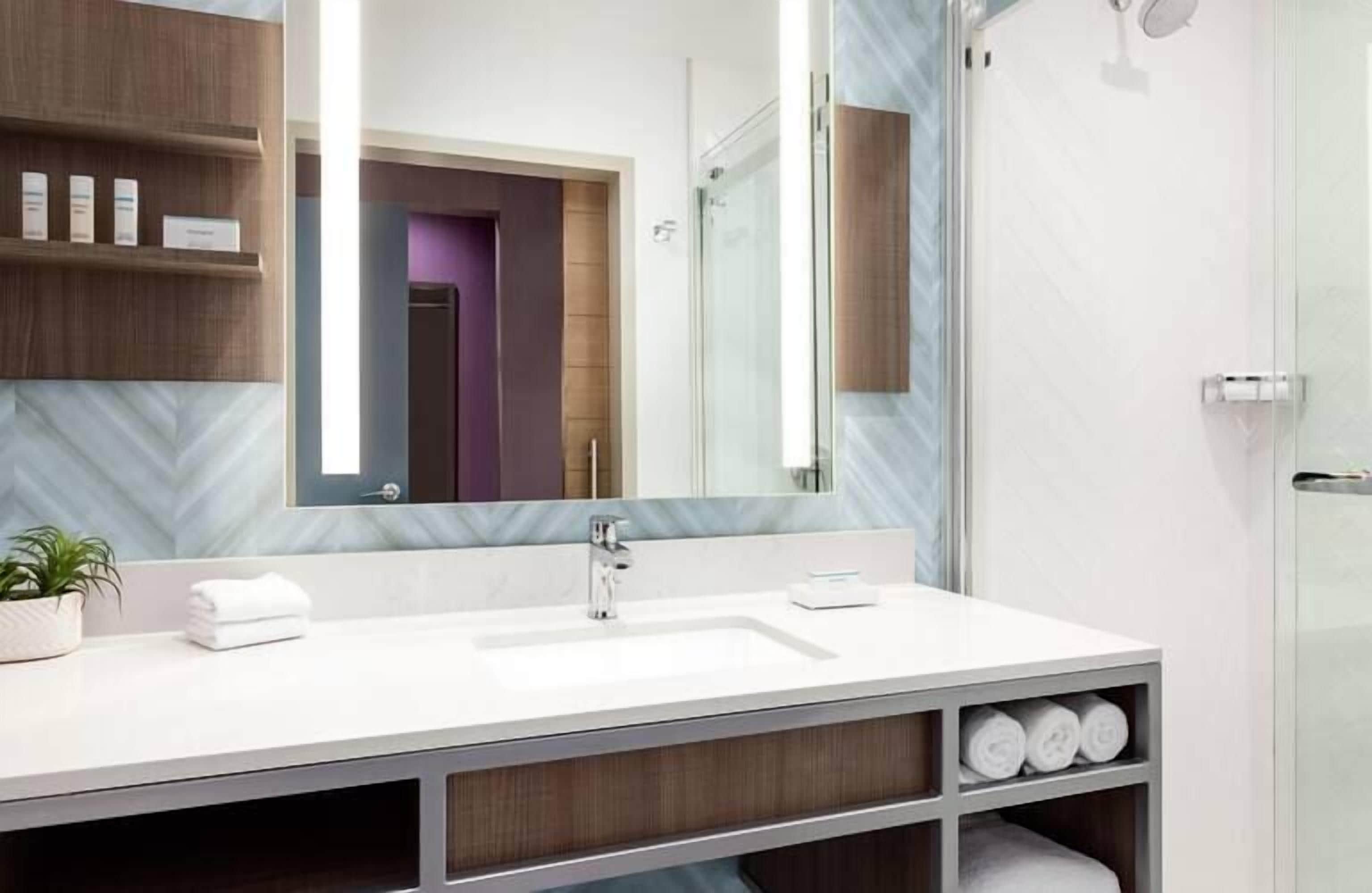 Hilton Garden Inn Austin Central Hilton Garden Inn Austin Central