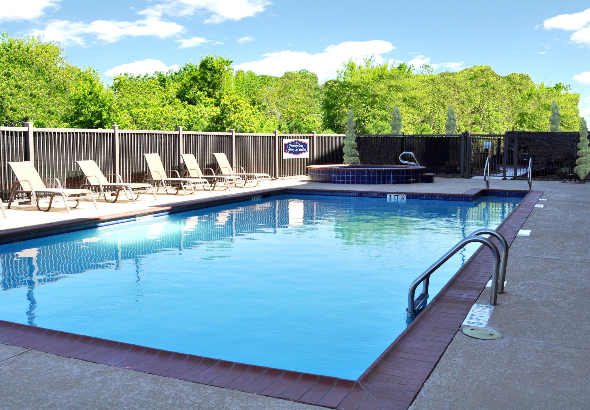 Hampton Inn & Suites Bay City Hampton Inn & Suites Bay City