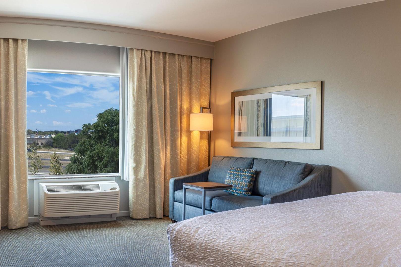 Hampton Inn & Suites Boerne Hampton Inn & Suites Boerne