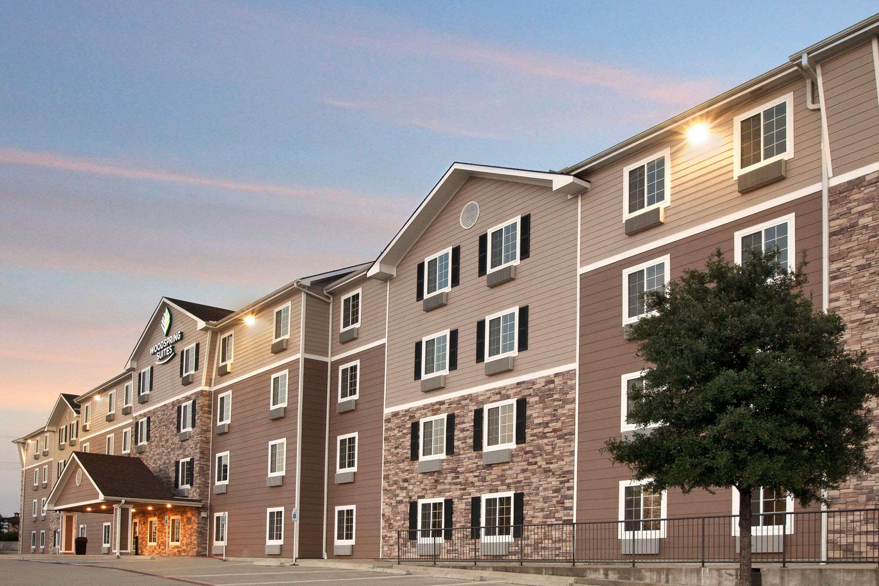 Woodspring Suites College Station Woodspring Suites College Station