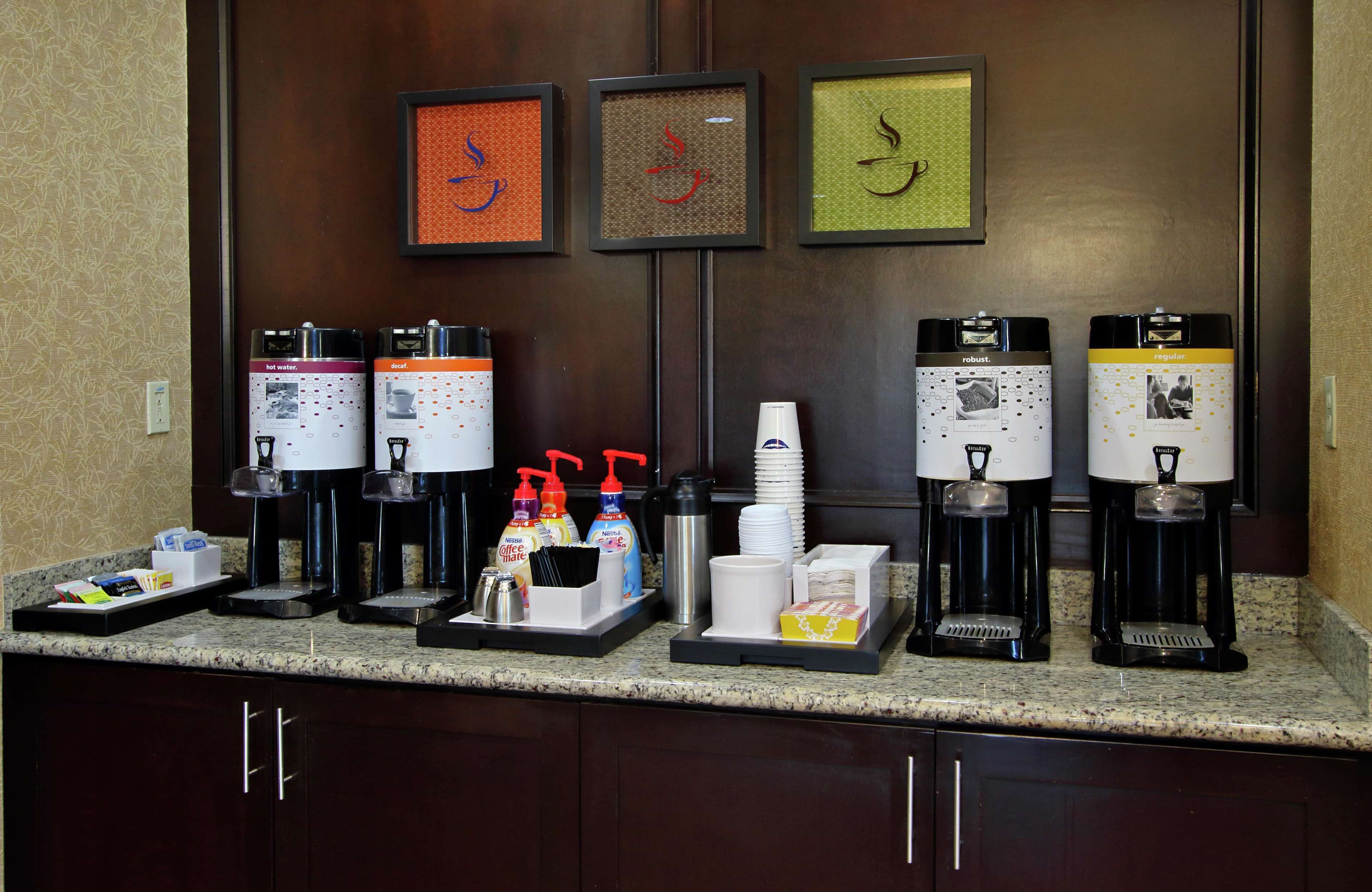 Hampton Inn & Suites Buffalo Hampton Inn & Suites Buffalo