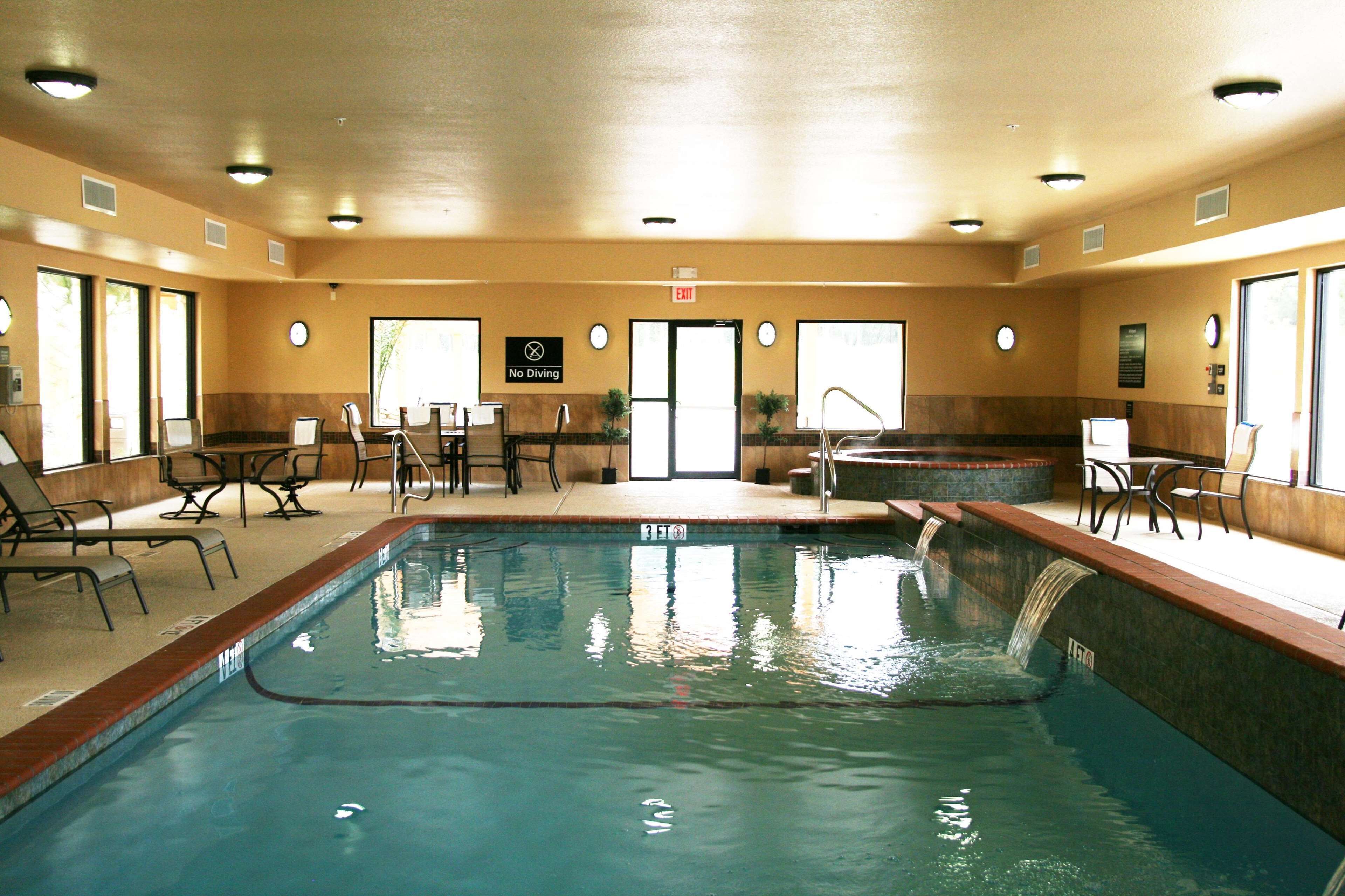 Hampton Inn & Suites Buffalo Hampton Inn & Suites Buffalo