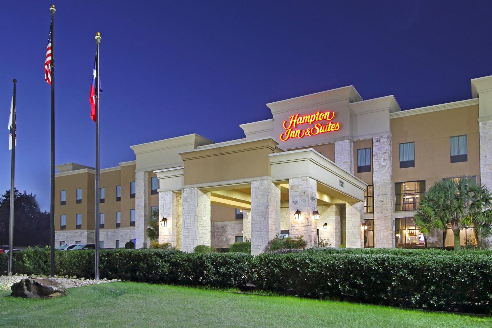 Hampton Inn & Suites Buffalo Hampton Inn & Suites Buffalo