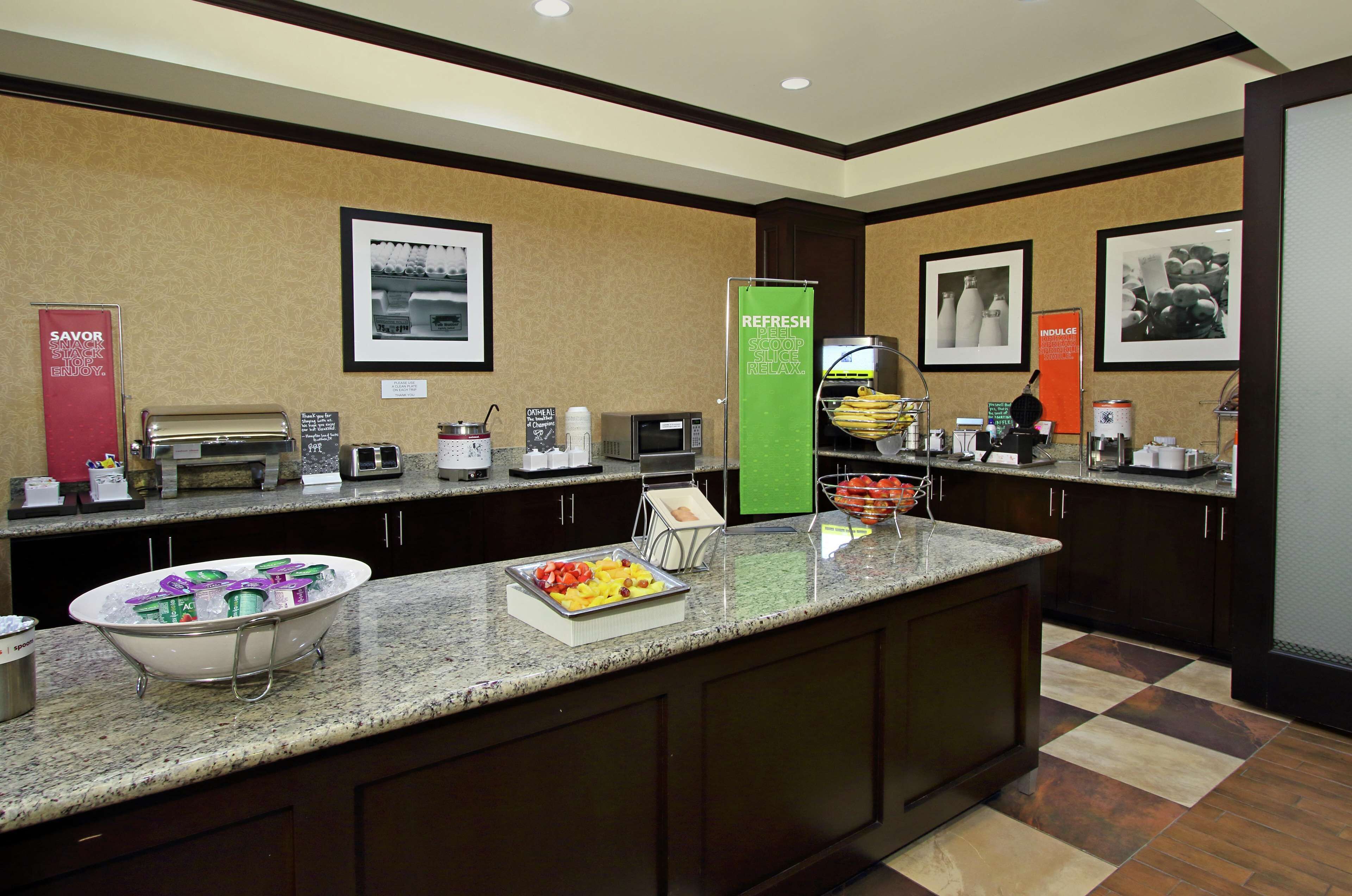 Hampton Inn & Suites Buffalo Hampton Inn & Suites Buffalo