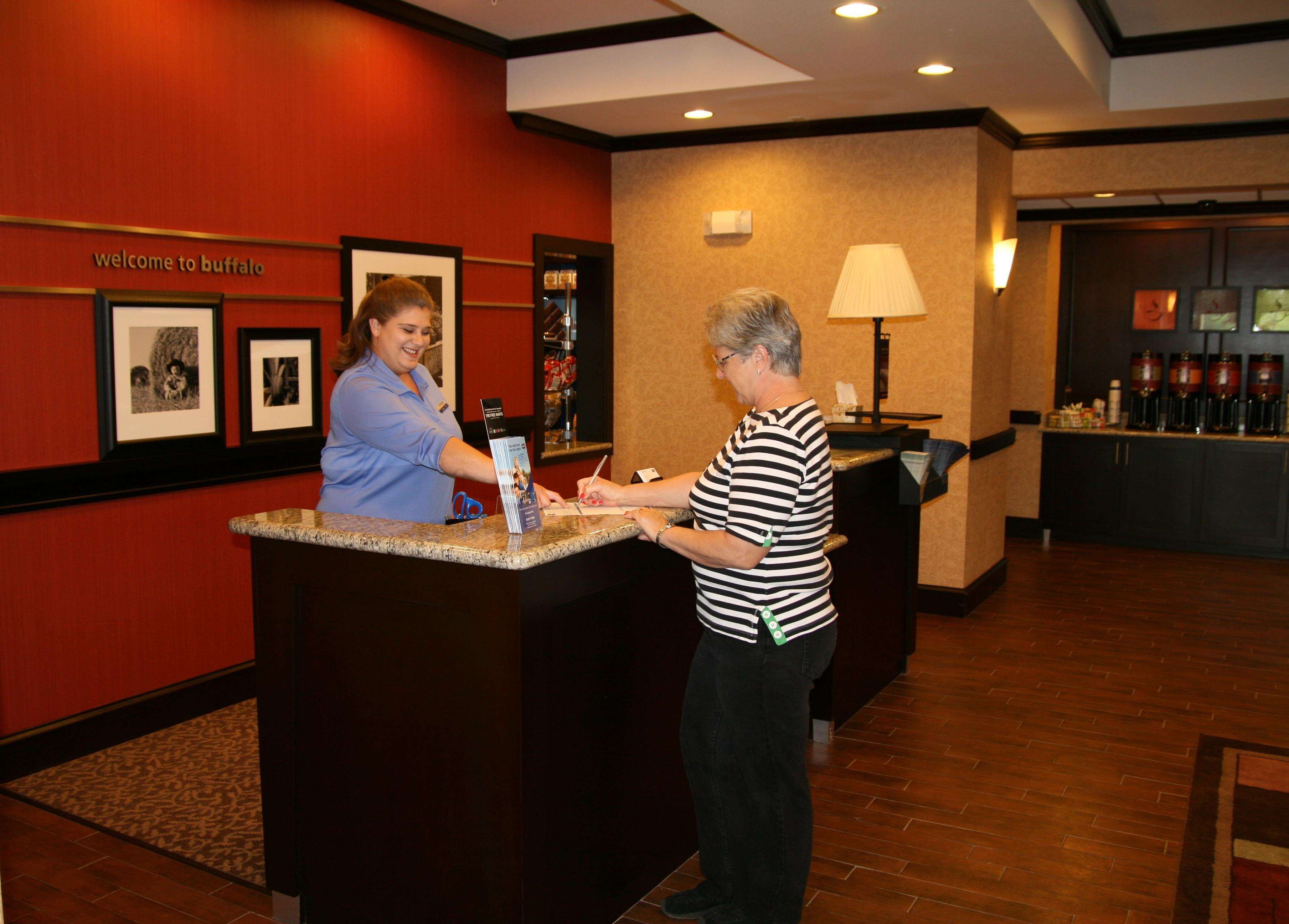 Hampton Inn & Suites Buffalo Hampton Inn & Suites Buffalo