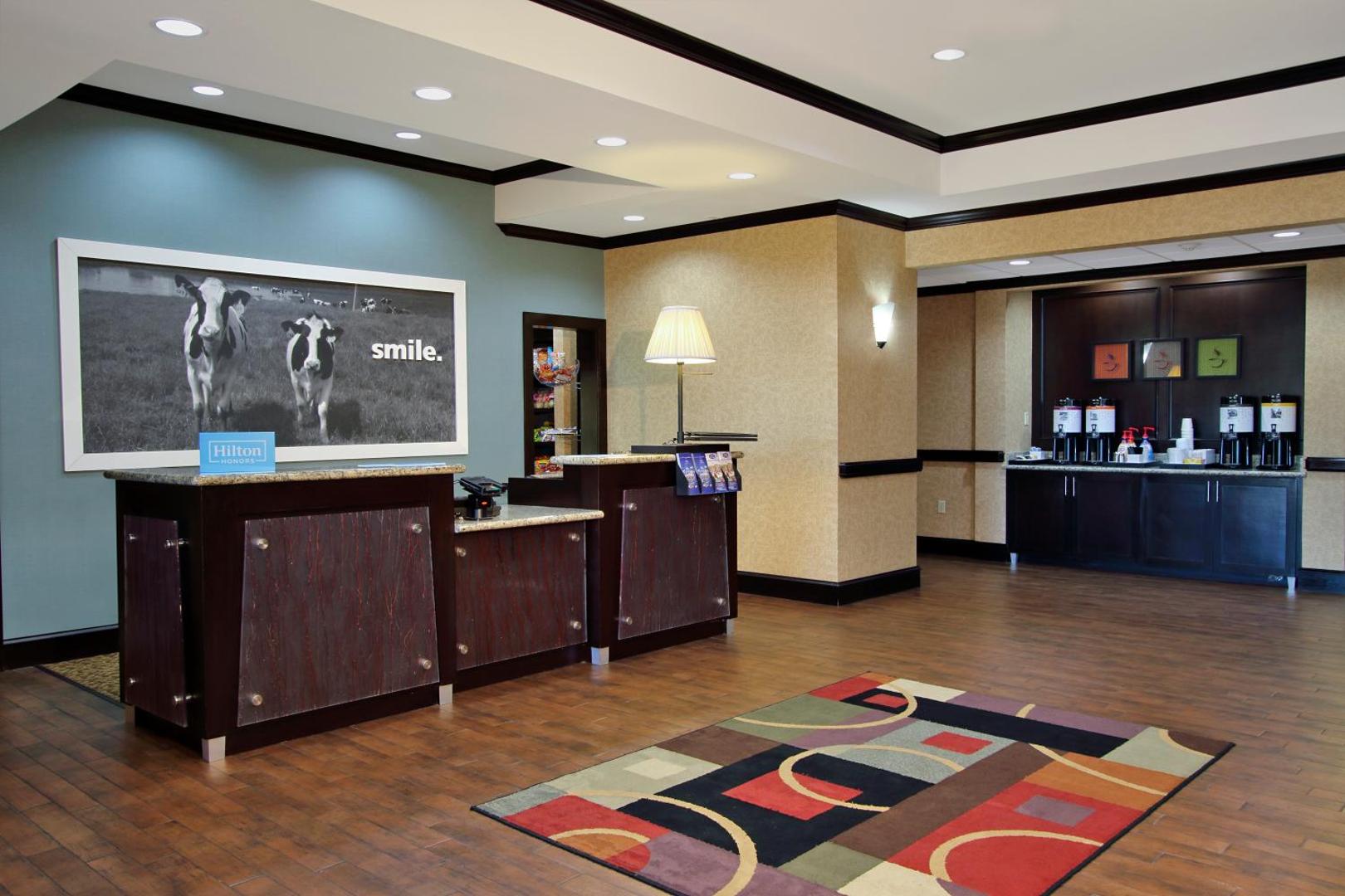 Hampton Inn & Suites Buffalo Hampton Inn & Suites Buffalo