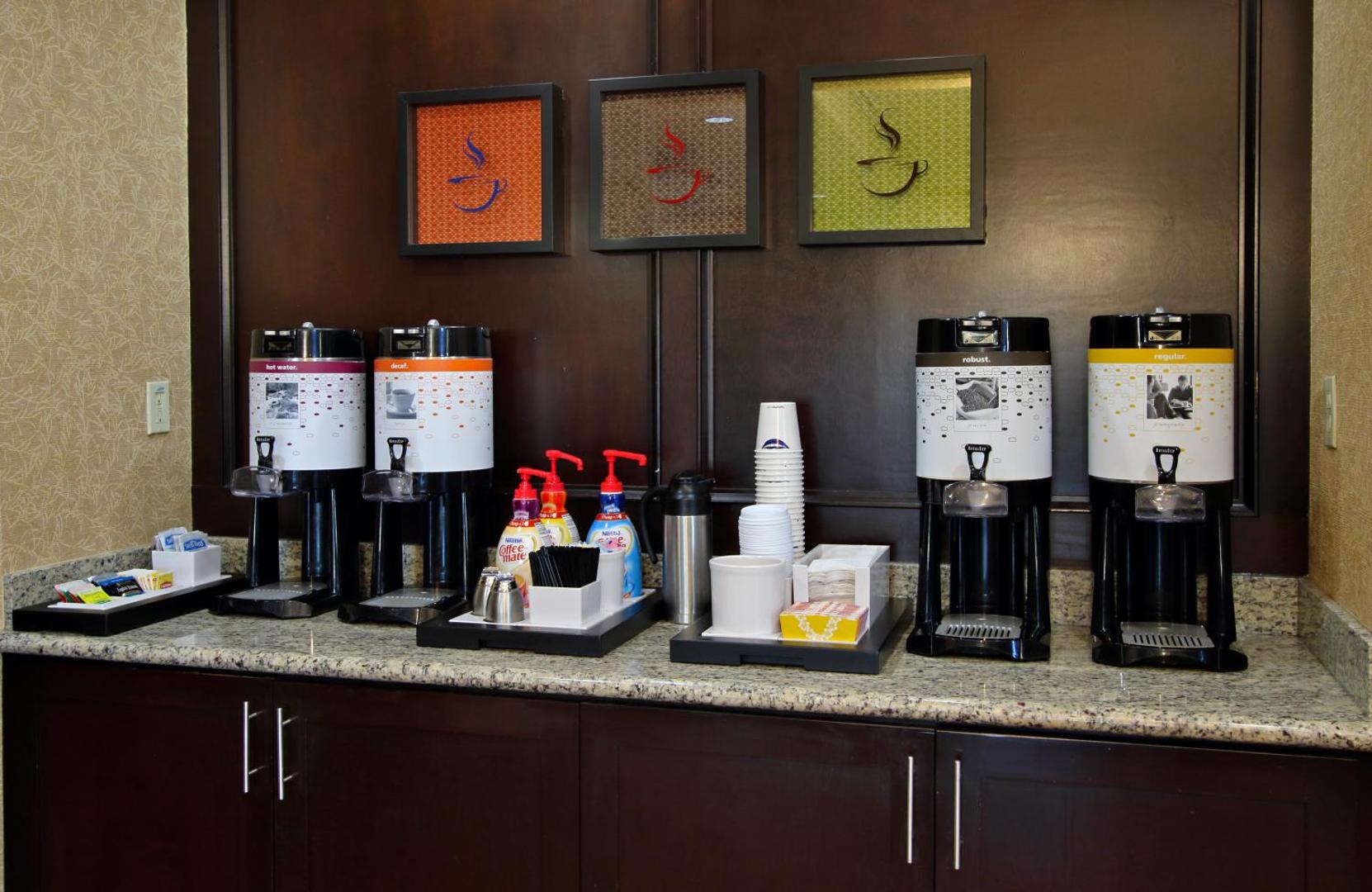 Hampton Inn & Suites Buffalo Hampton Inn & Suites Buffalo