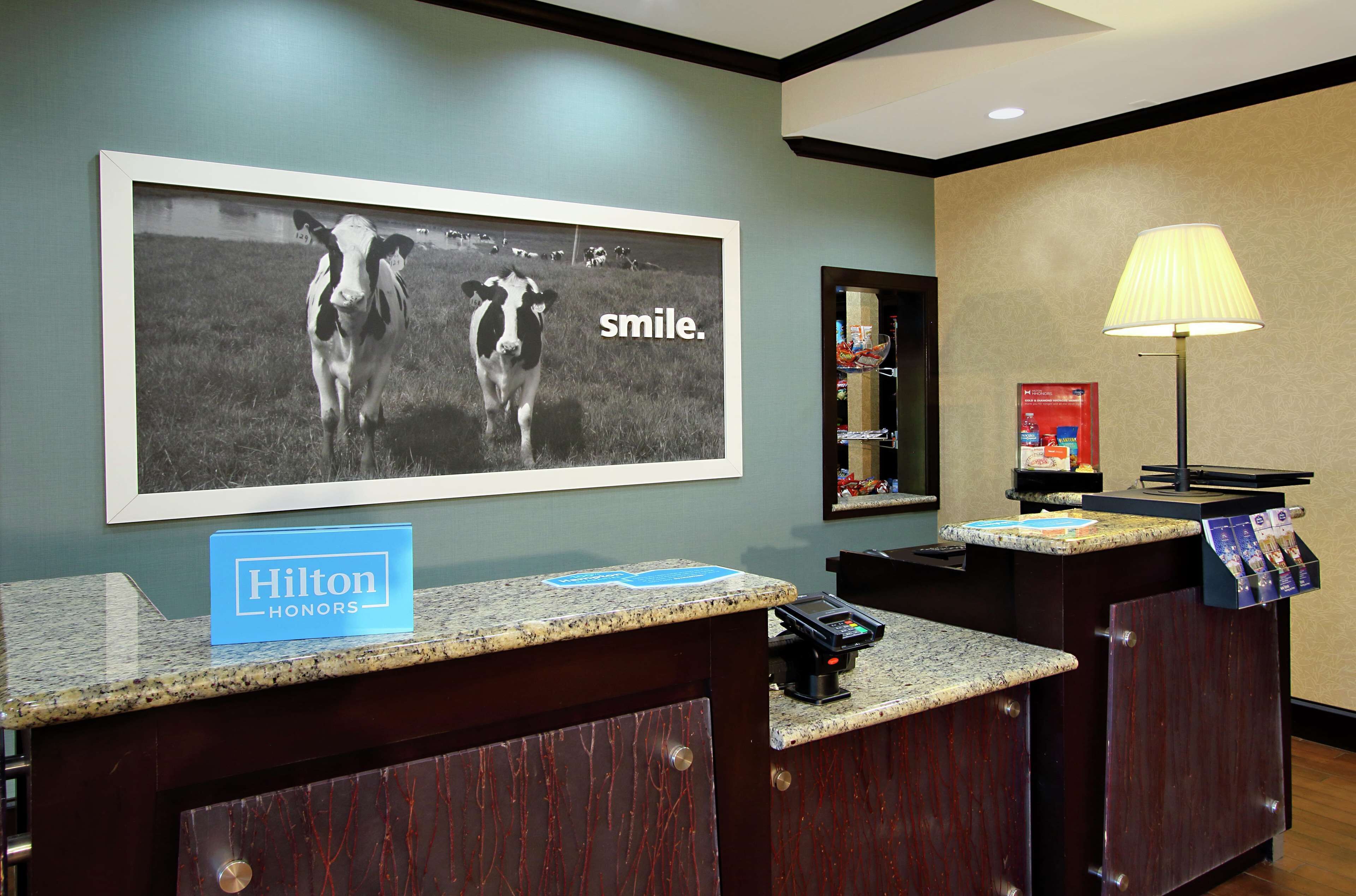 Hampton Inn & Suites Buffalo Hampton Inn & Suites Buffalo